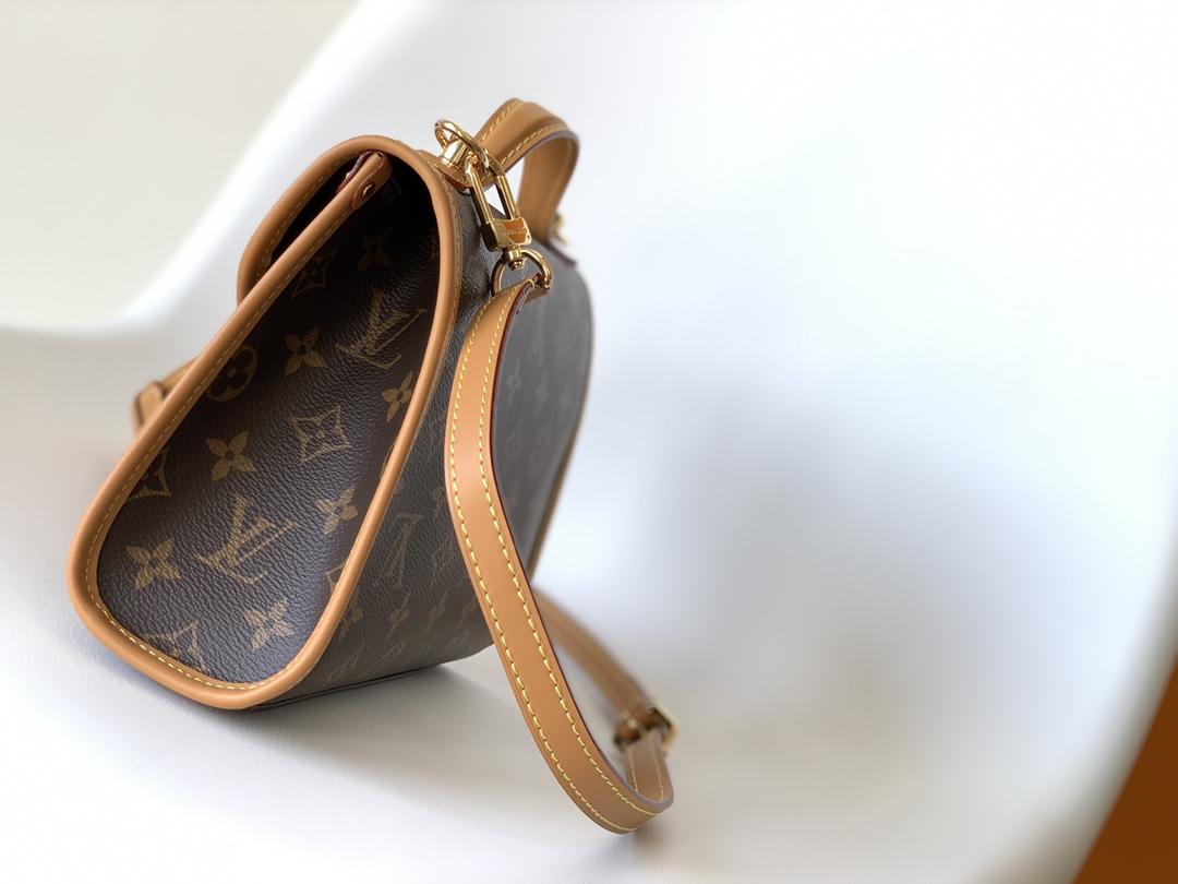 Louis Vuitton Ivy Bag M44919 ?C Small Vintage Style Monogram Canvas