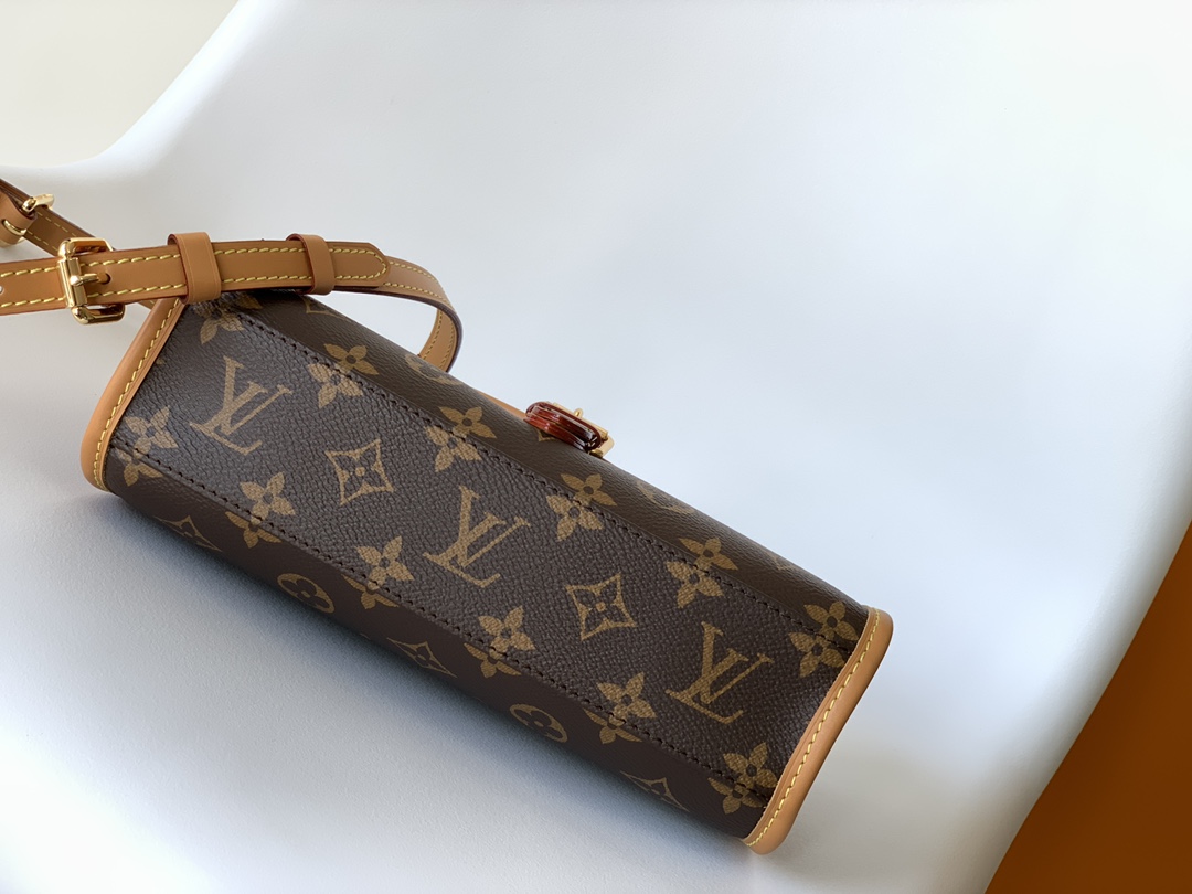 Louis Vuitton Ivy Bag M44919 ?C Small Vintage Style Monogram Canvas