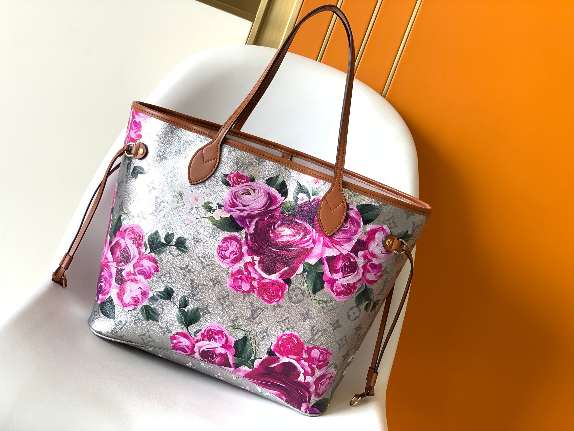 Neverfull MM Bag M21352 by Louis Vuitton LV in Rose Floral Print