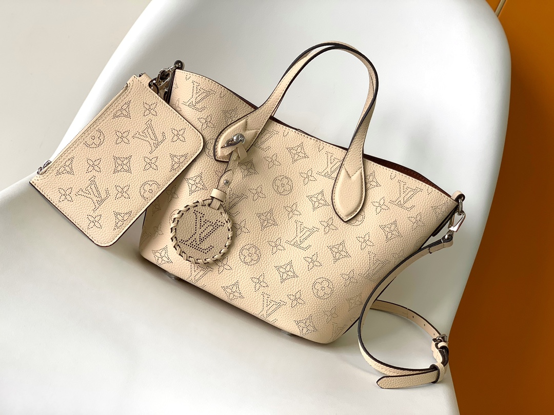 MBlossom Small Handbag Cream M21909 by Louis Vuitton LV in Black