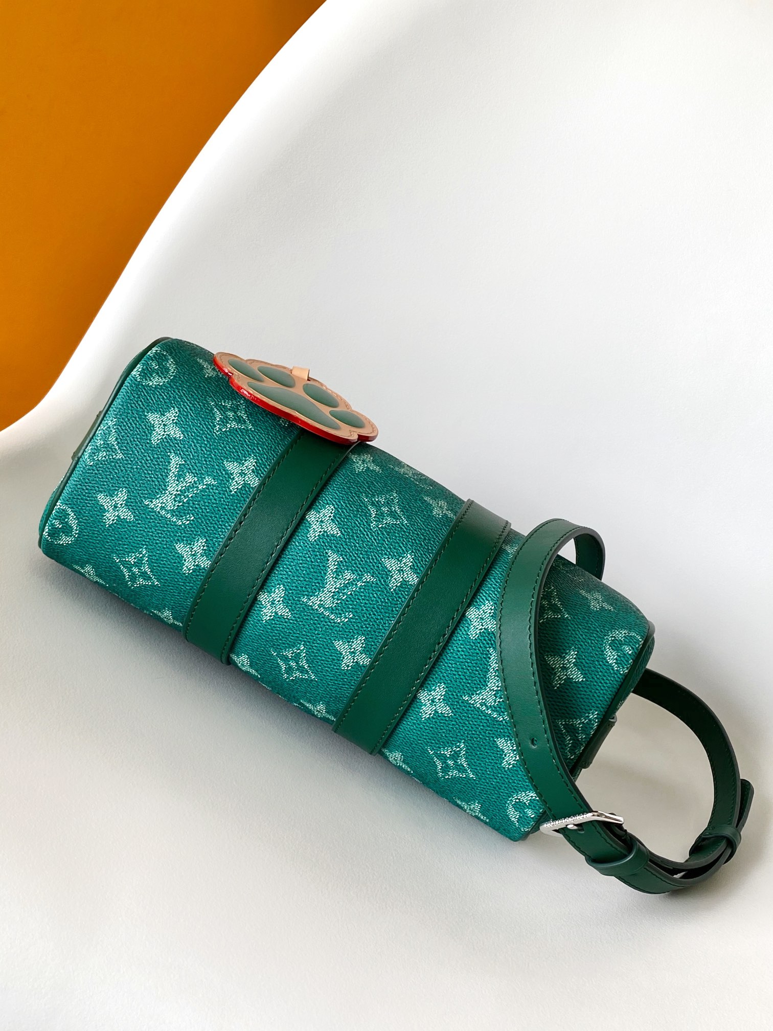 Keepall Bandouli??re 25 Handbag by Louis Vuitton LV M12684 in Green