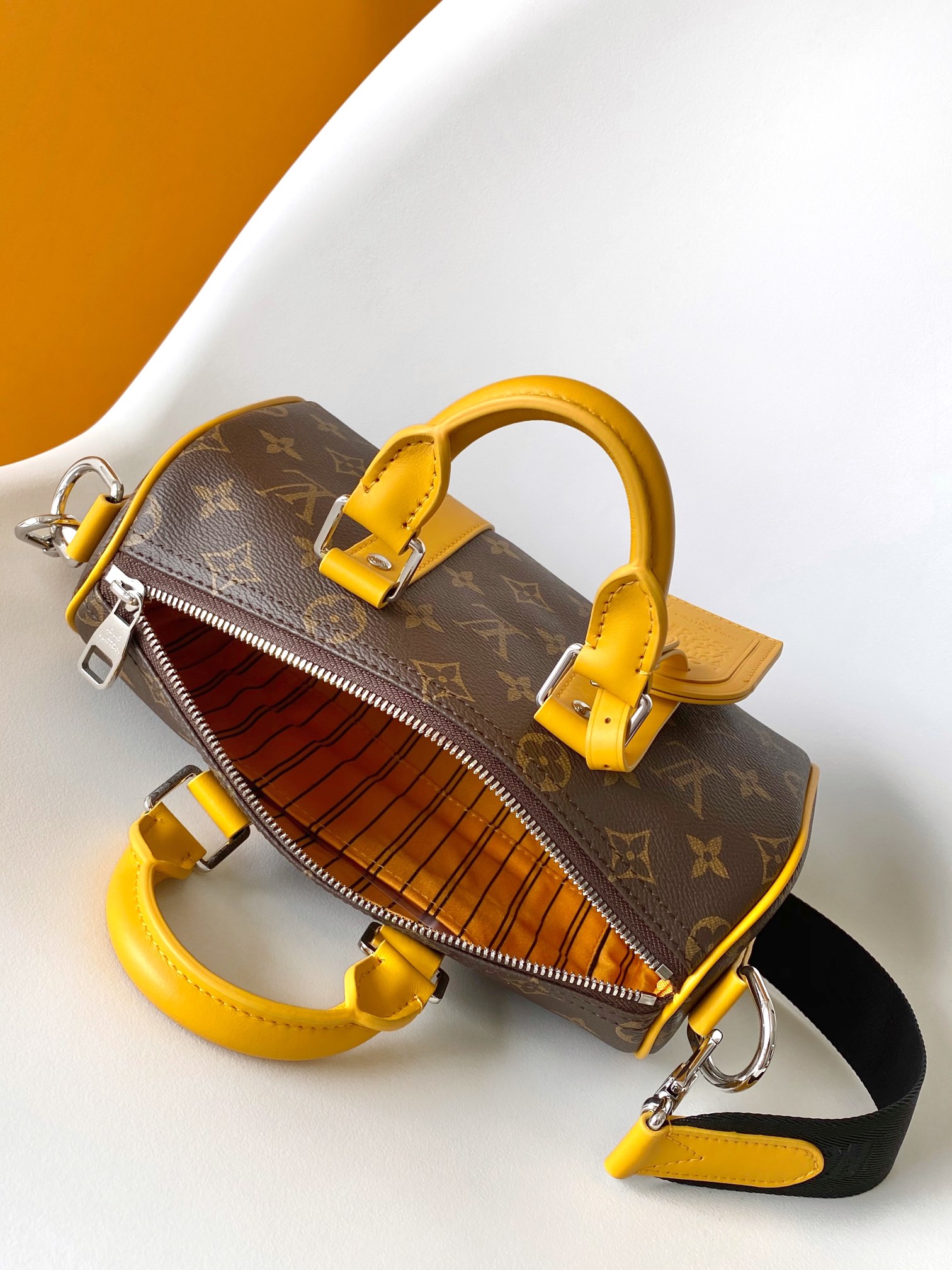 Keepall Bandouli??re 25 Handbag by Louis Vuitton LV M13166 in Yellow 