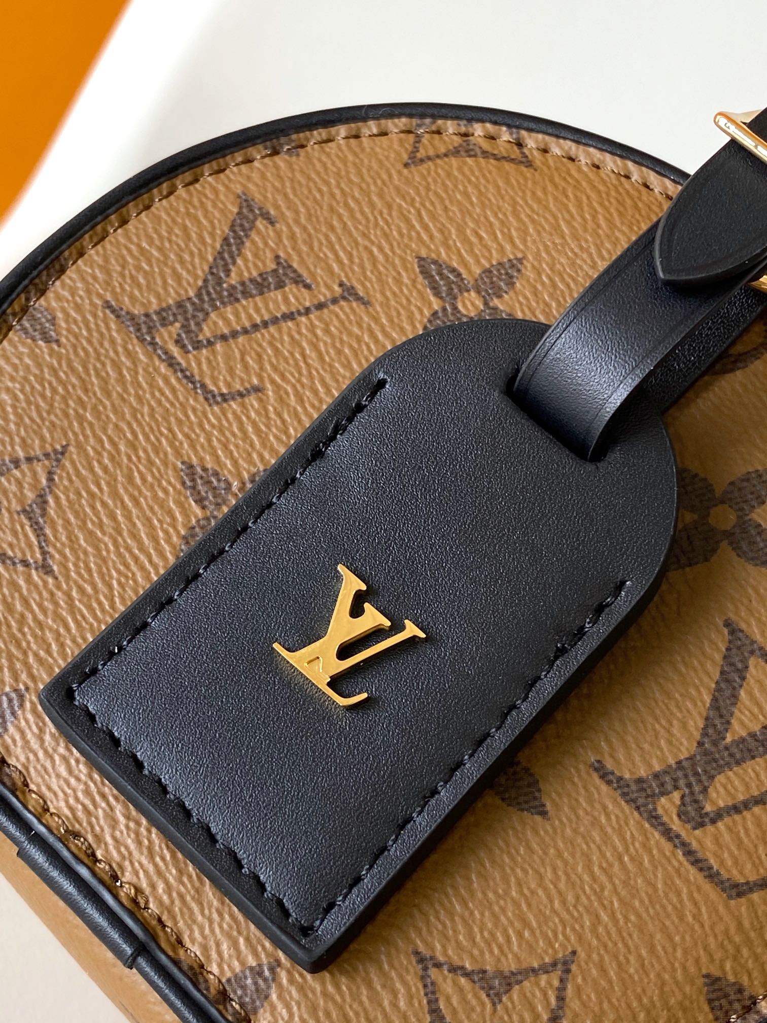 M68276 Mini Bo?te Chapeau Bag by Louis Vuitton LV in Monogram Canvas