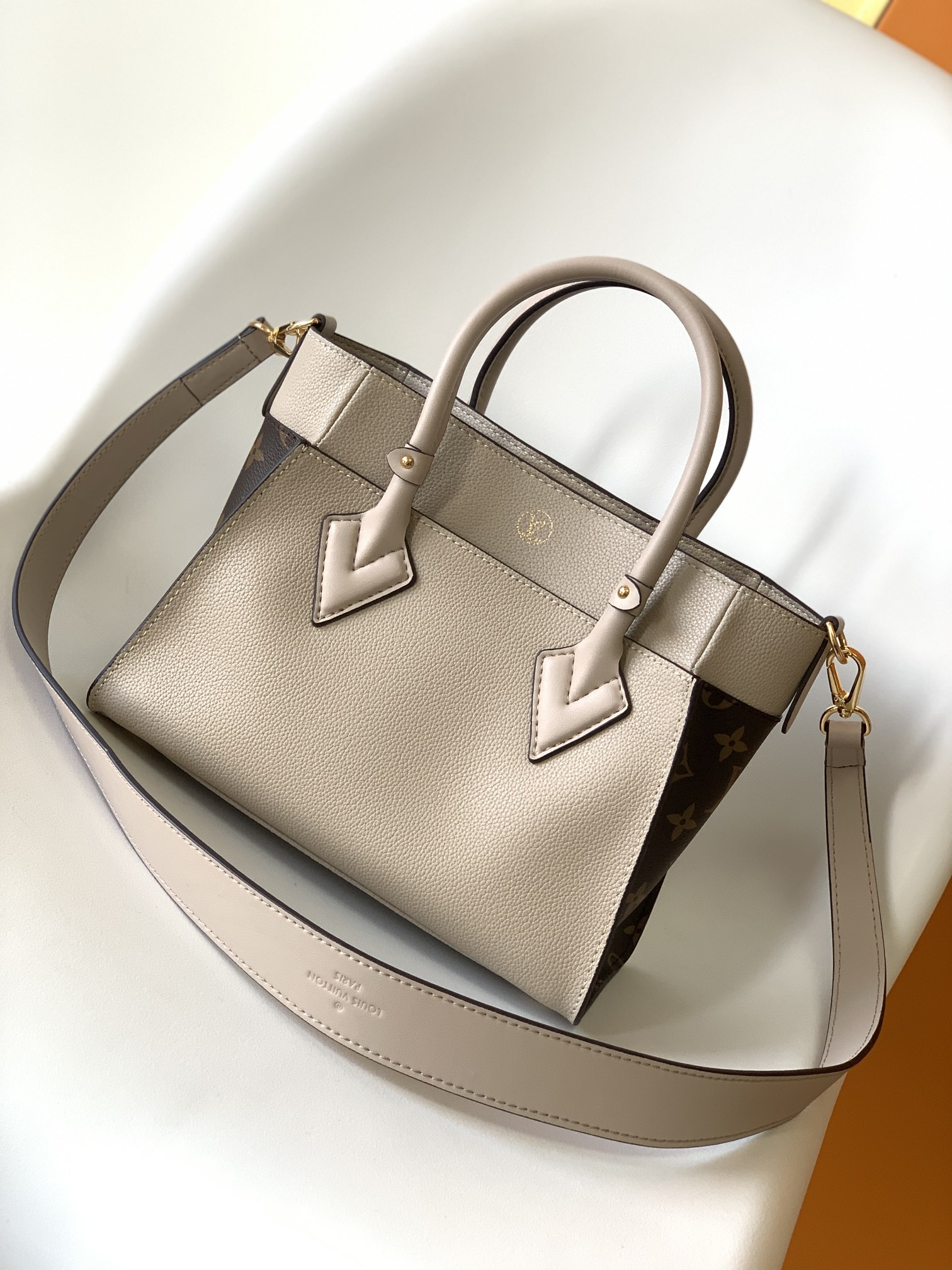 M57729 On My Side Small Bag by Louis Vuitton LV in Grey Brown