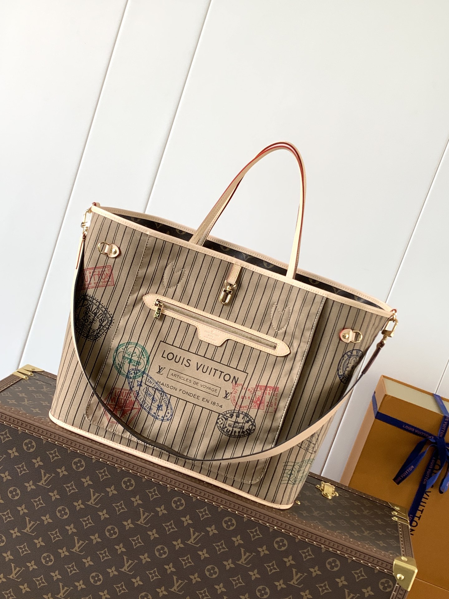 LV Neverfull Bandouli??re Inside Out GM Handbag (M11948) with Chip