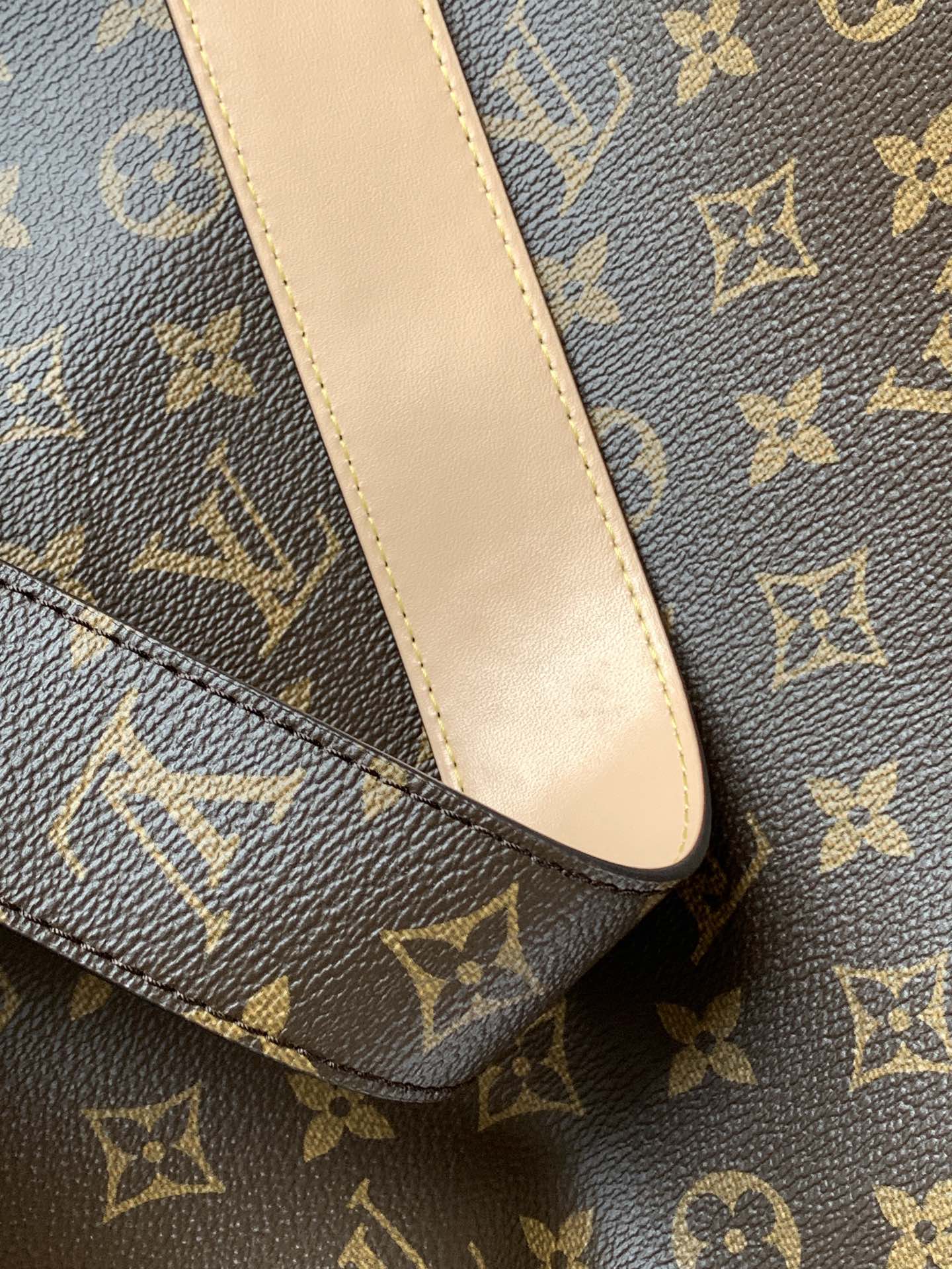 LV Neverfull Bandouli??re Inside Out GM Handbag (M11948) with Chip