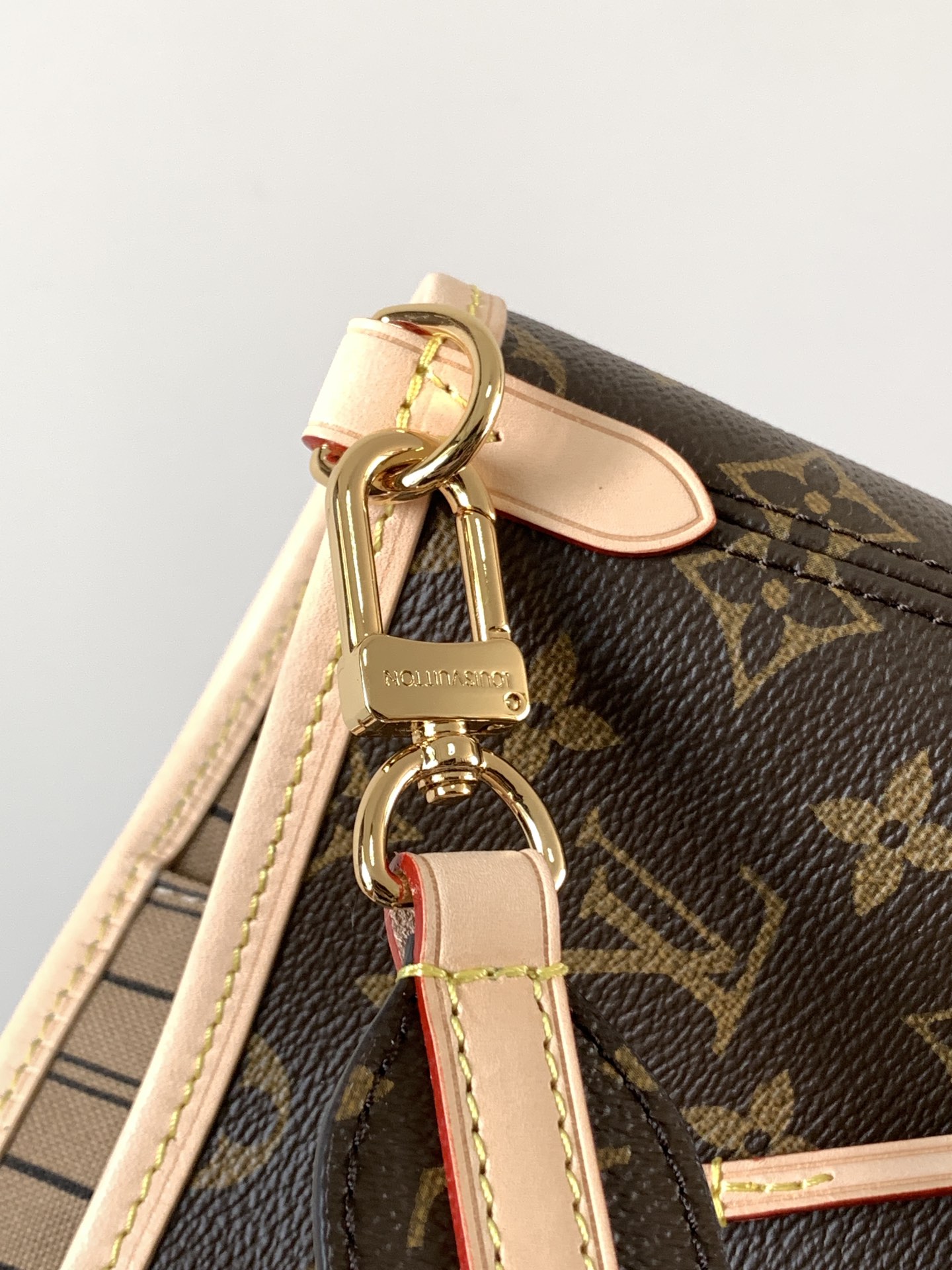 LV Neverfull Bandouli??re Inside Out GM Handbag (M11948) with Chip