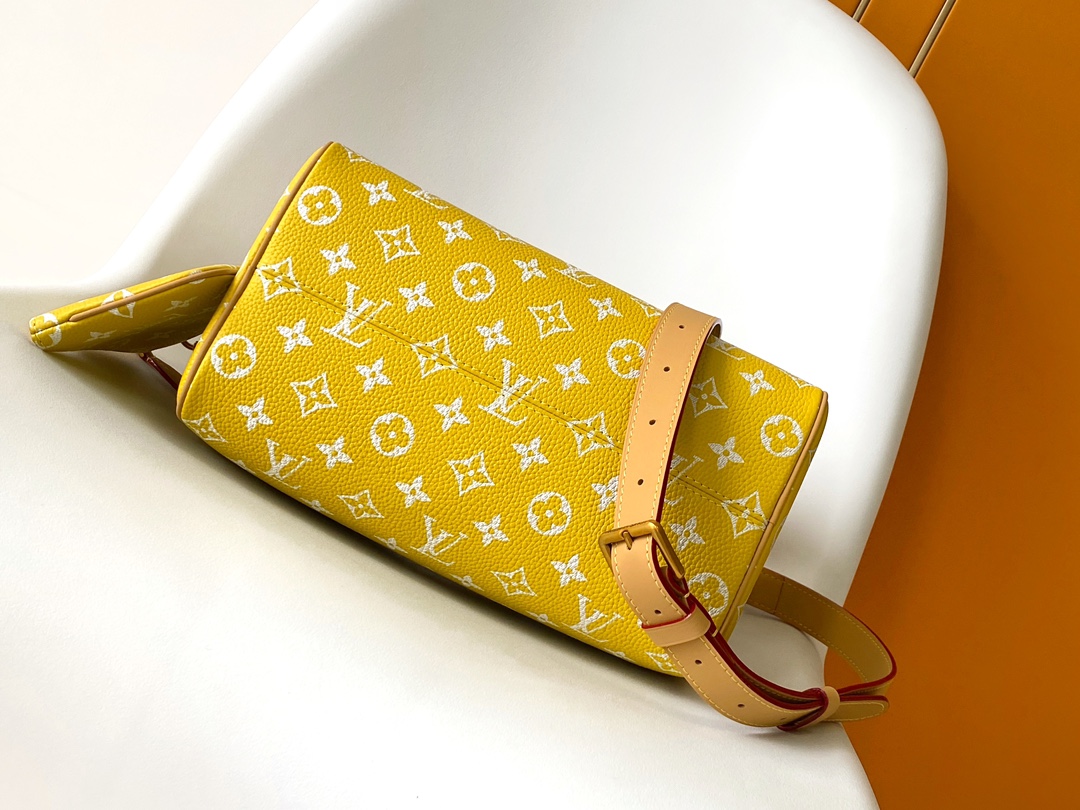 M24426 Bandouli??re 25 Bag by Louis Vuitton LV in Yellow