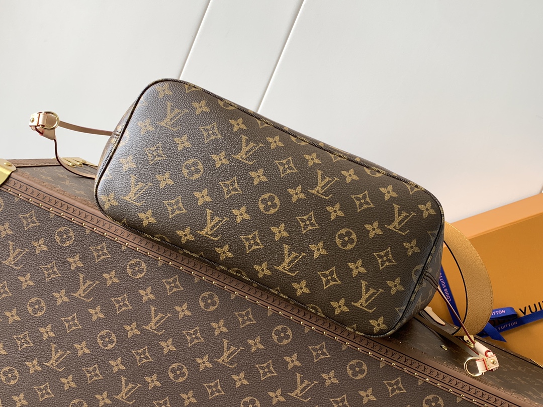 LV Neverfull Bandouli??re Inside Out MM Handbag (M11947) with Chip