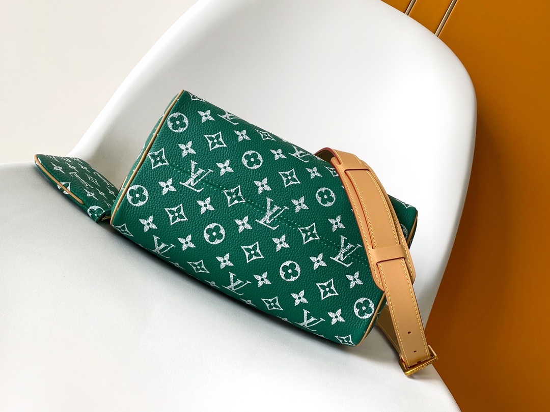 M24423 Bandouliere 25 Handbag by Louis Vuitton LV in Green