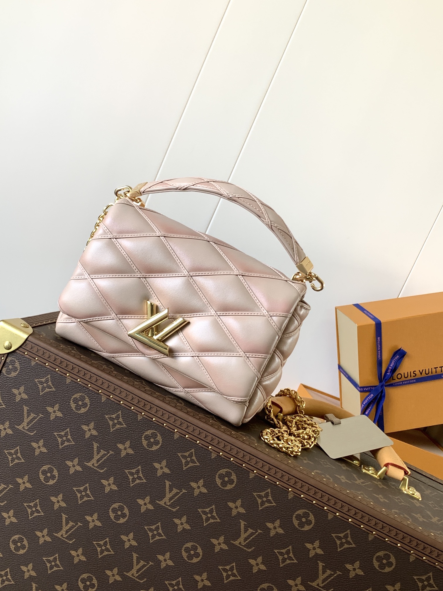 M23568 GO-14 Medium Handbag by Louis Vuitton LV in Nude Pink Gradient