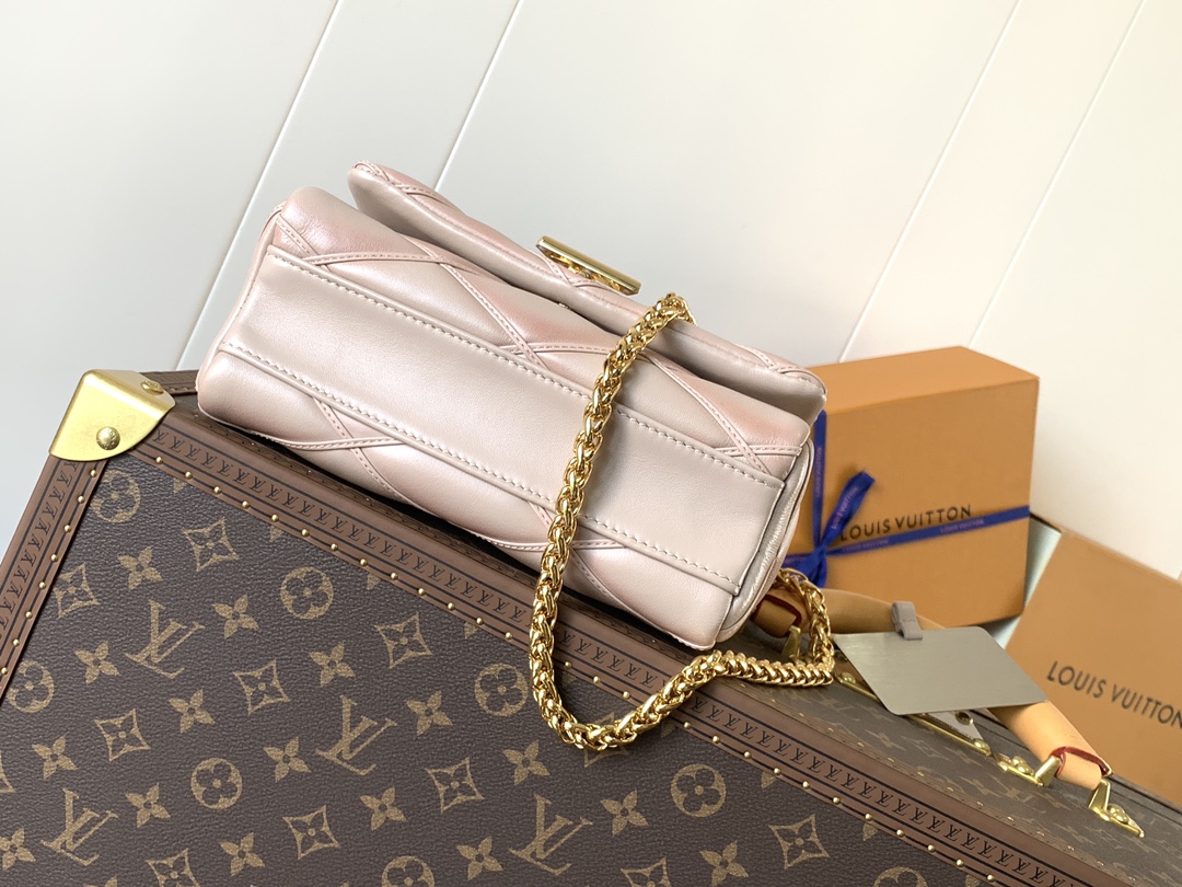 M23568 GO-14 Medium Handbag by Louis Vuitton LV in Nude Pink Gradient