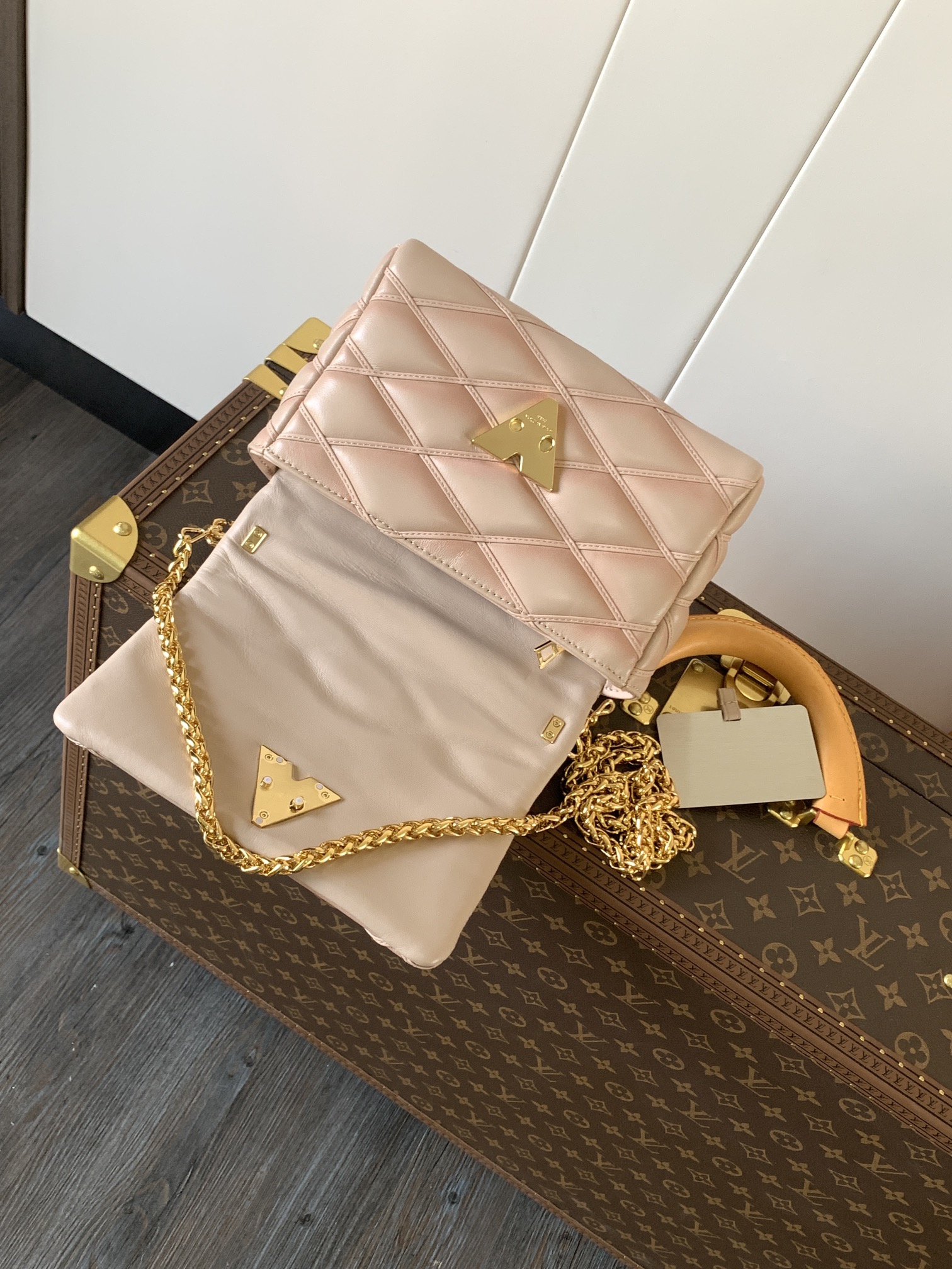 M23568 GO-14 Medium Handbag by Louis Vuitton LV in Nude Pink Gradient