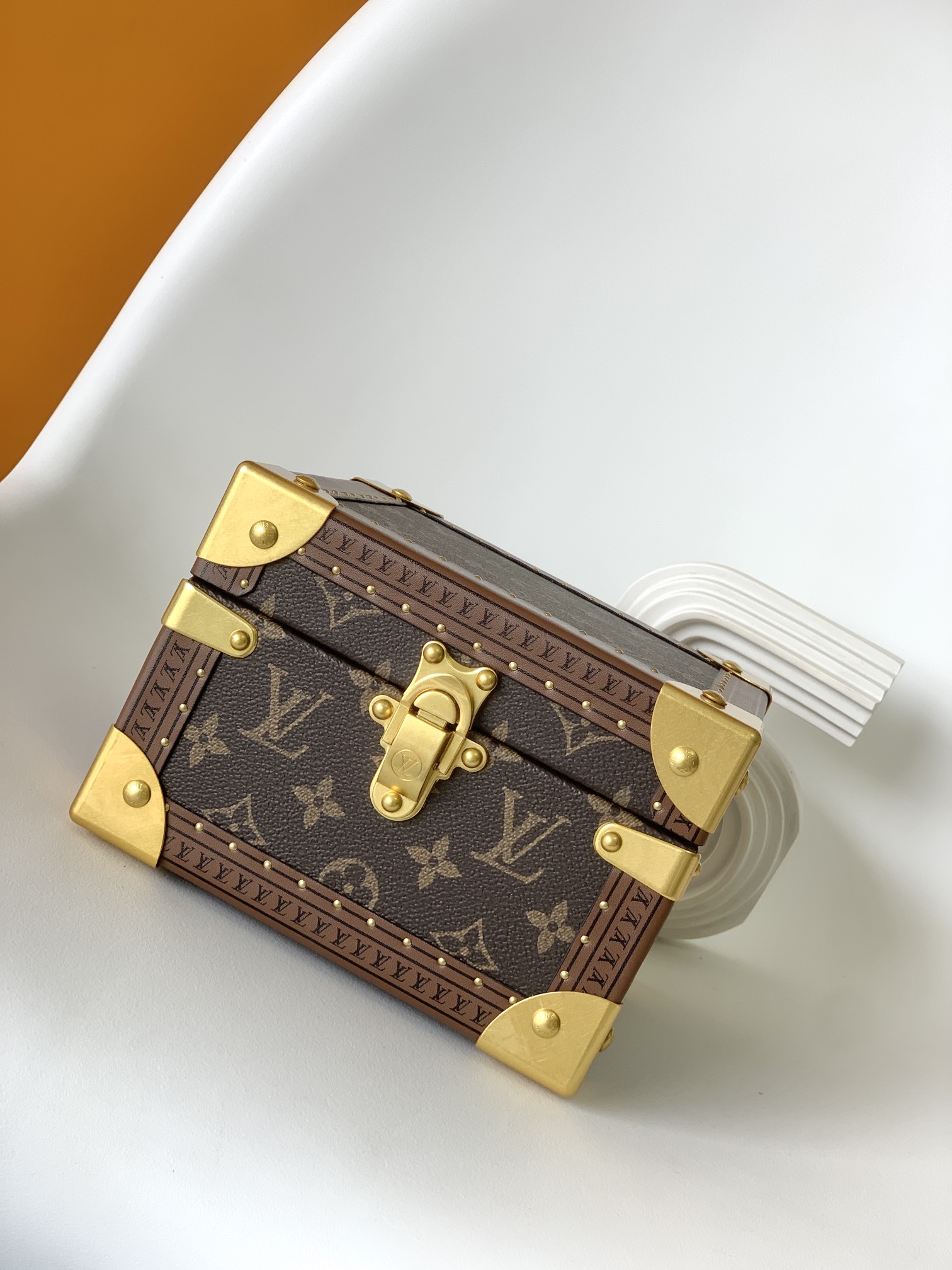 Pyramid Hard Case by Louis Vuitton LV - Medium M10052