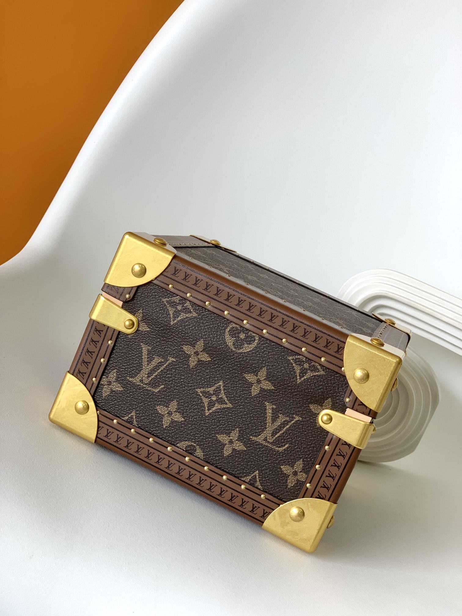 Pyramid Hard Case by Louis Vuitton LV - Medium M10052