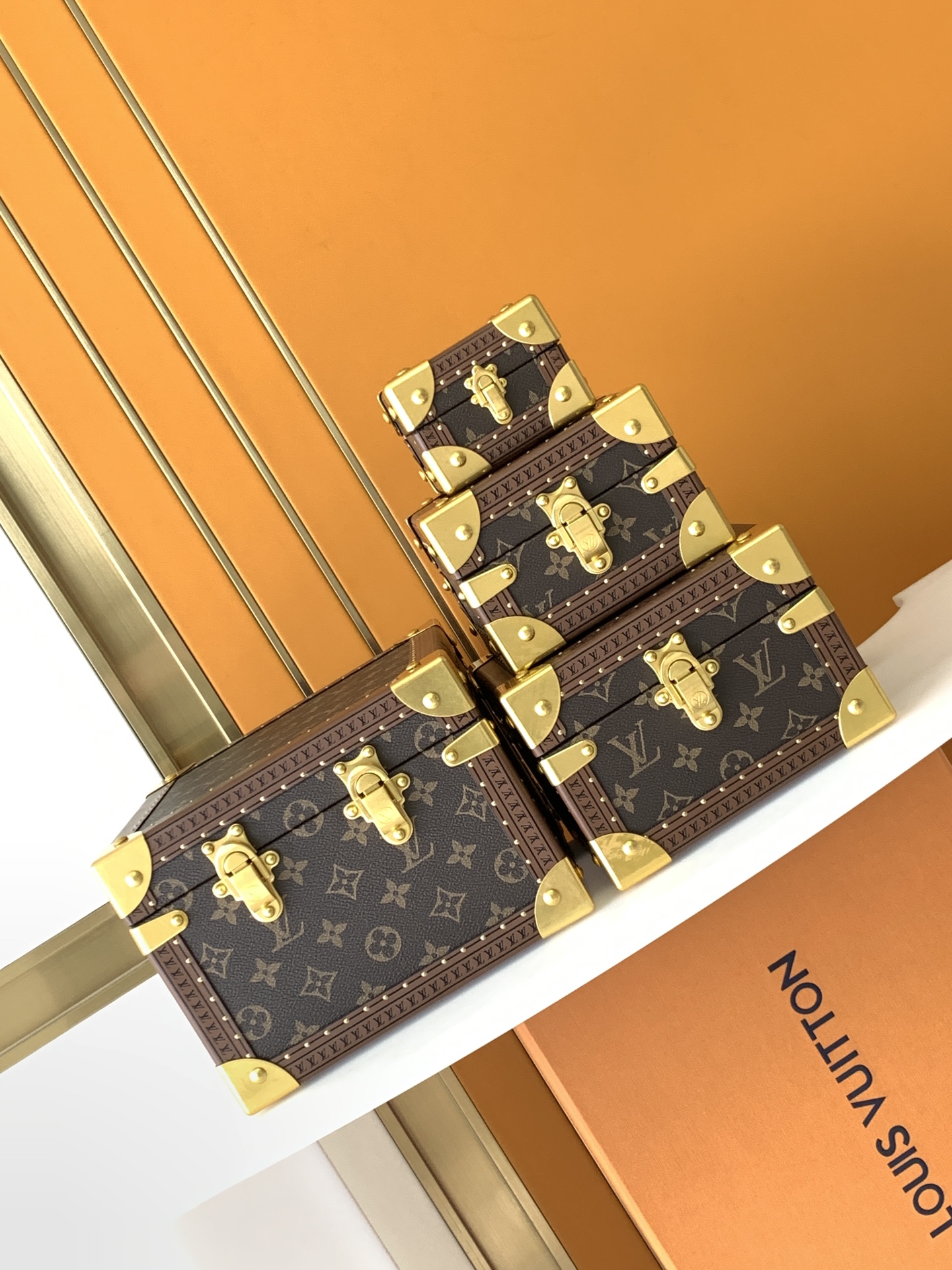 Complete Set of Pyramid Hard Cases by Louis Vuitton LV M10052