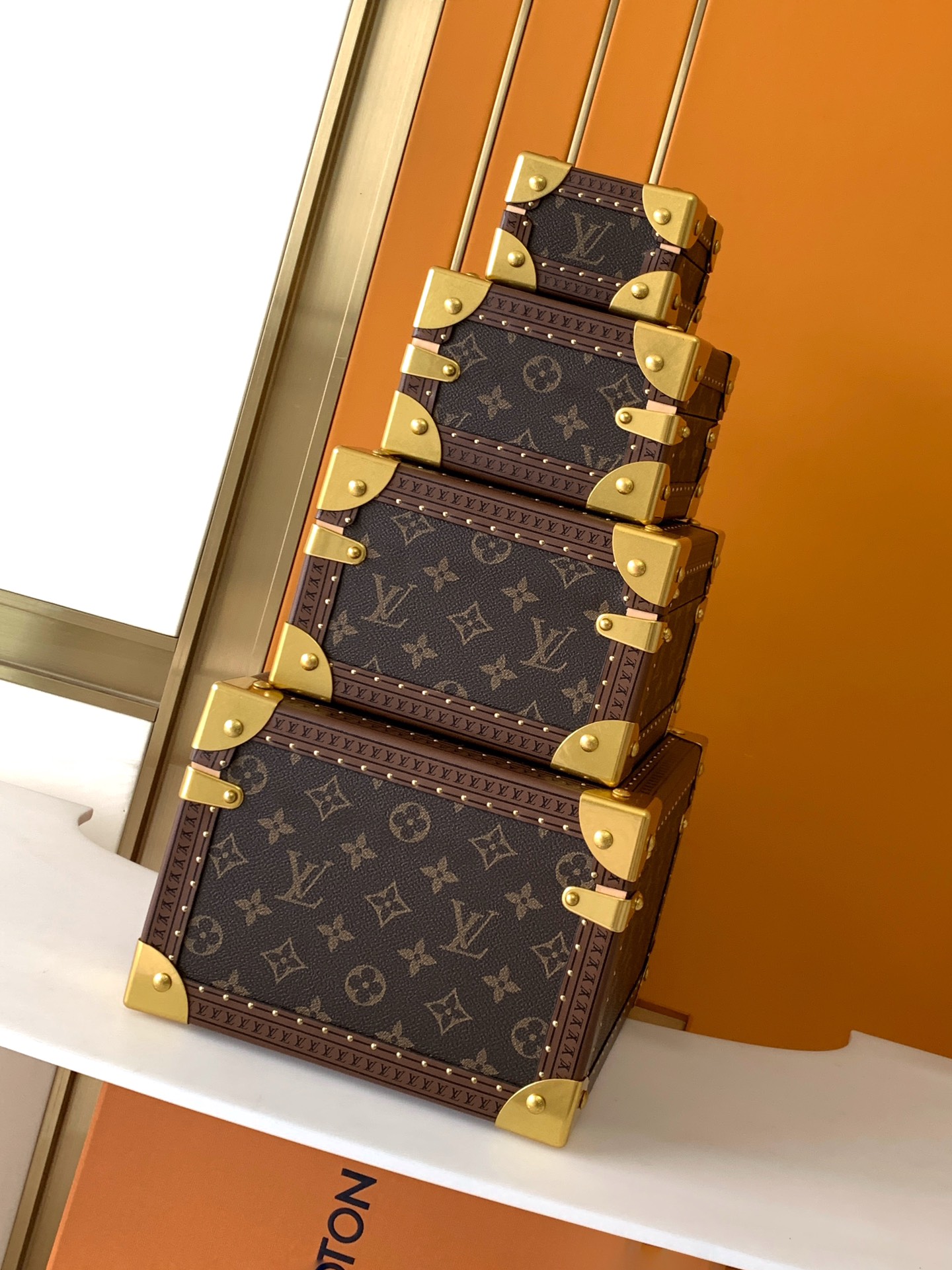 Complete Set of Pyramid Hard Cases by Louis Vuitton LV M10052