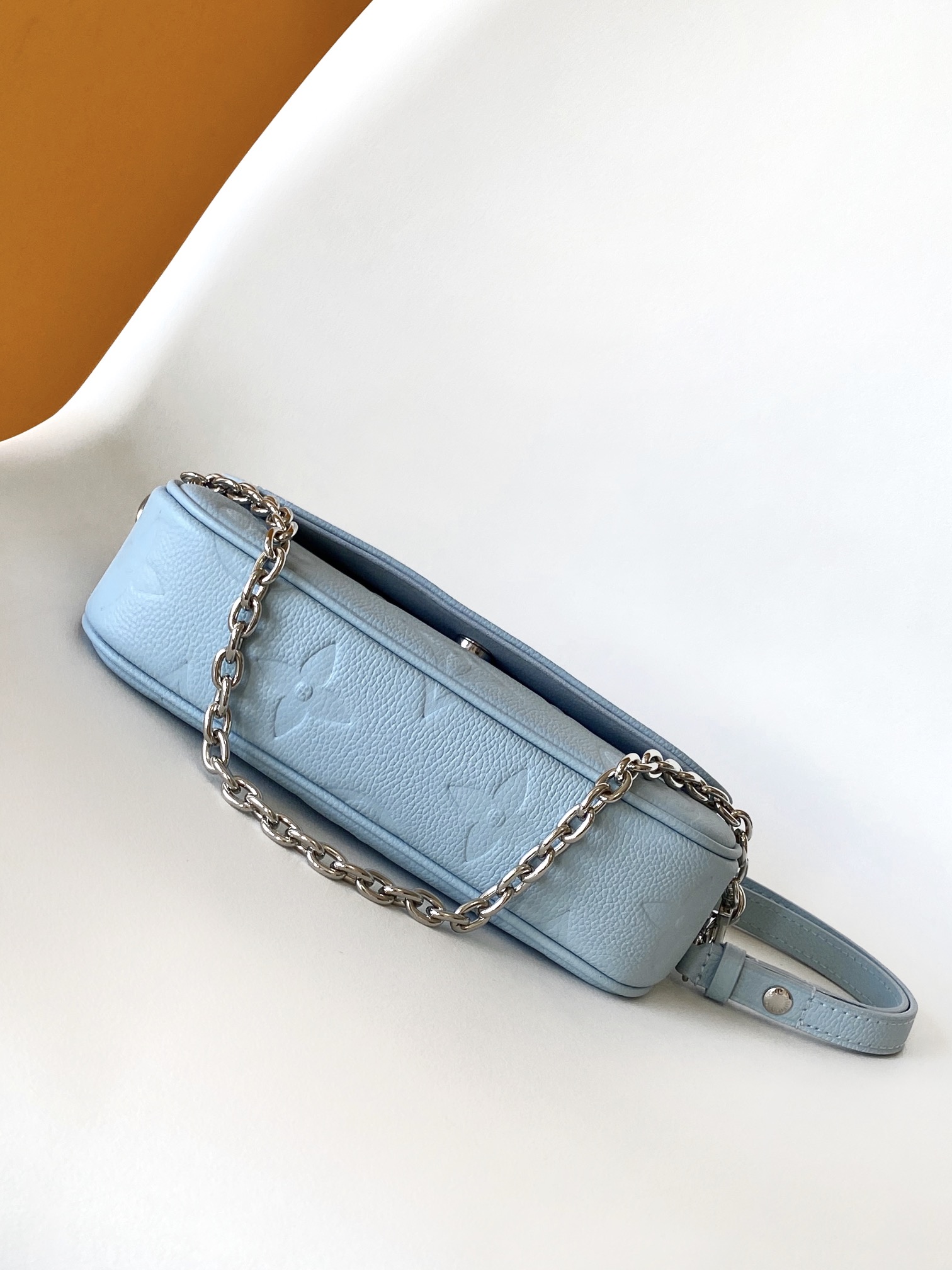 M83637 Wallet on Chain Ivy Handbag by Louis Vuitton LV