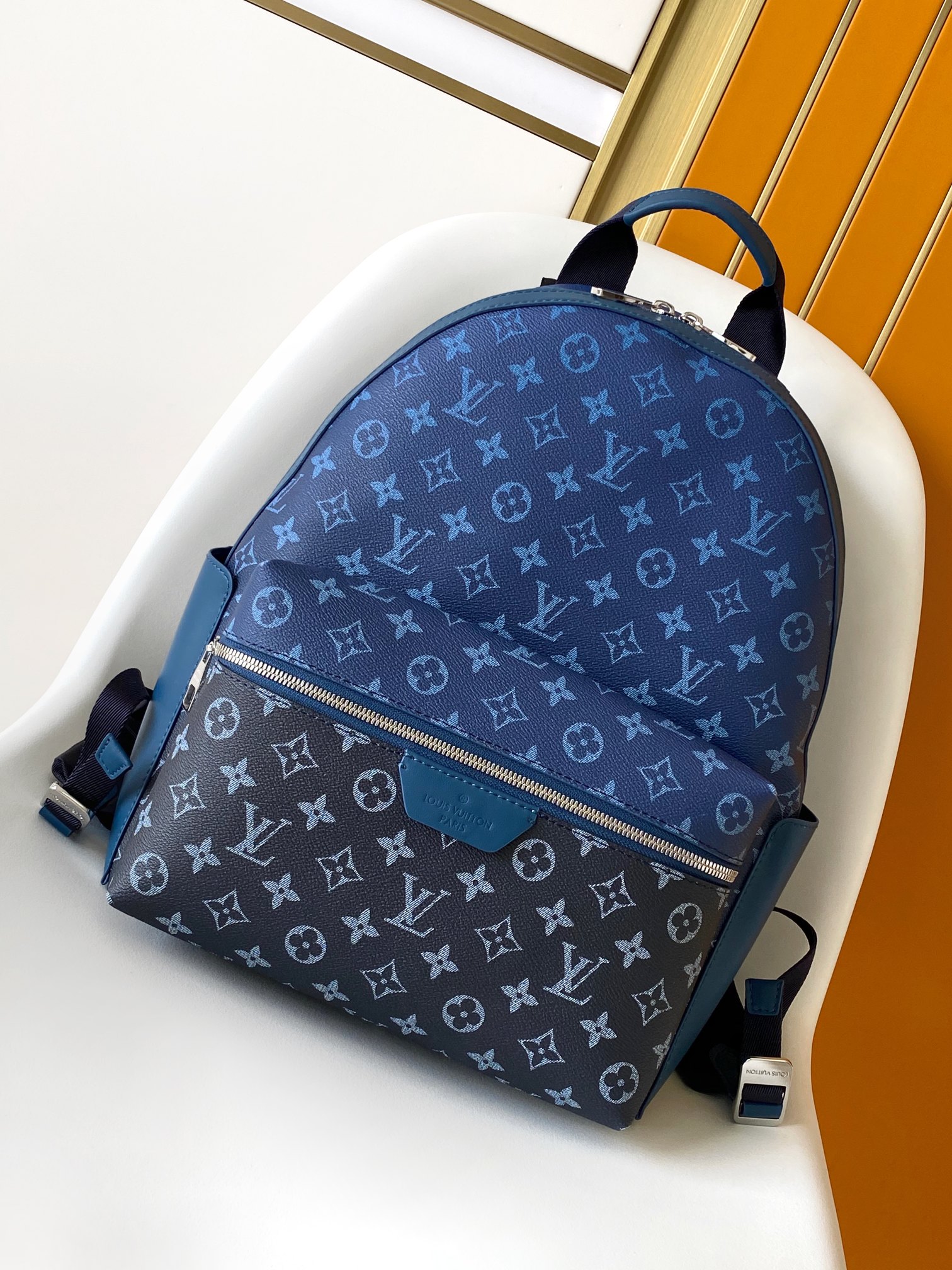 M11590 Discovery Small Backpack by Louis Vuitton LV