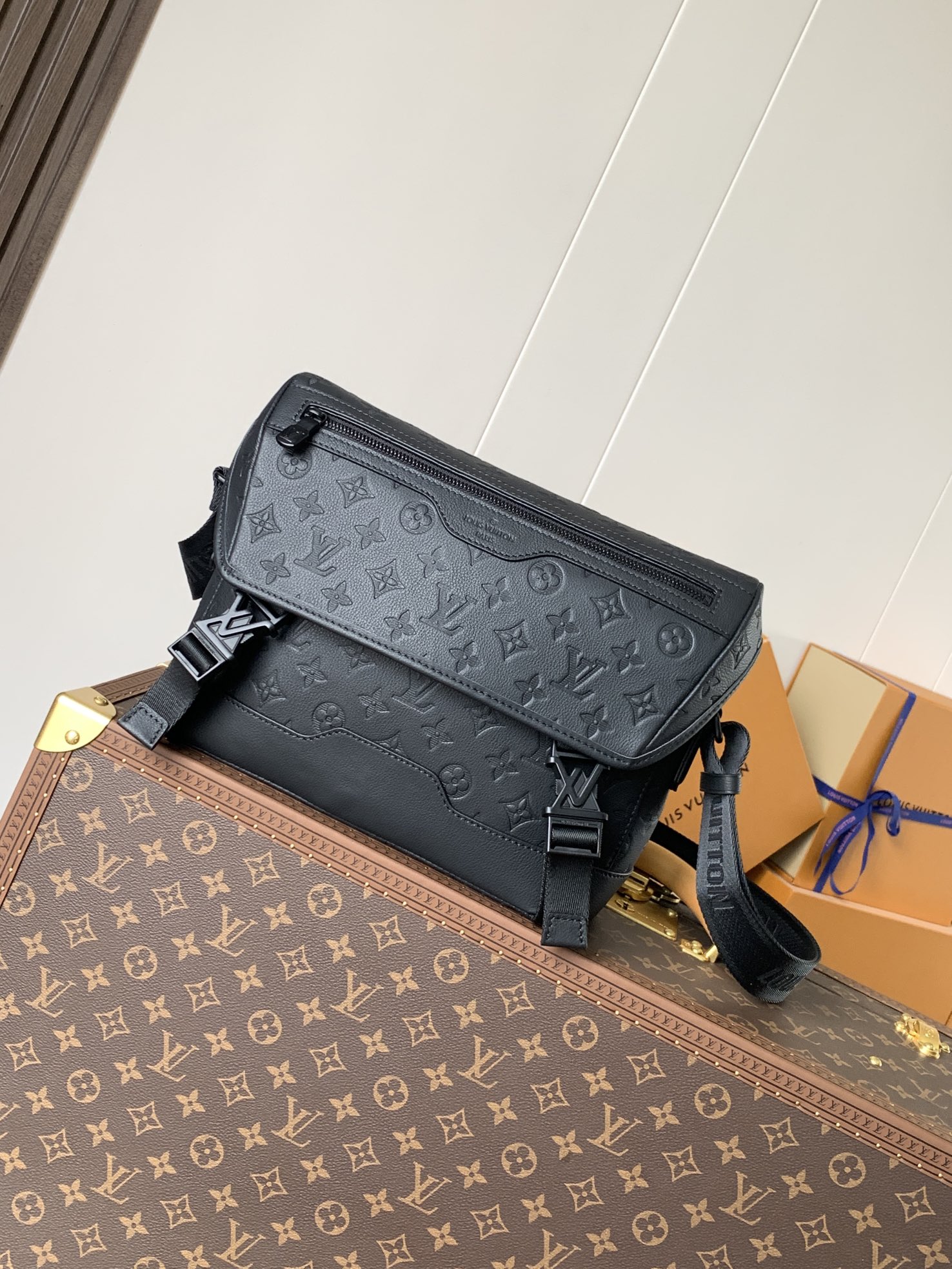 Voyager PM Messenger Bag by Louis Vuitton LV - Monogram Shadow Leather M25121