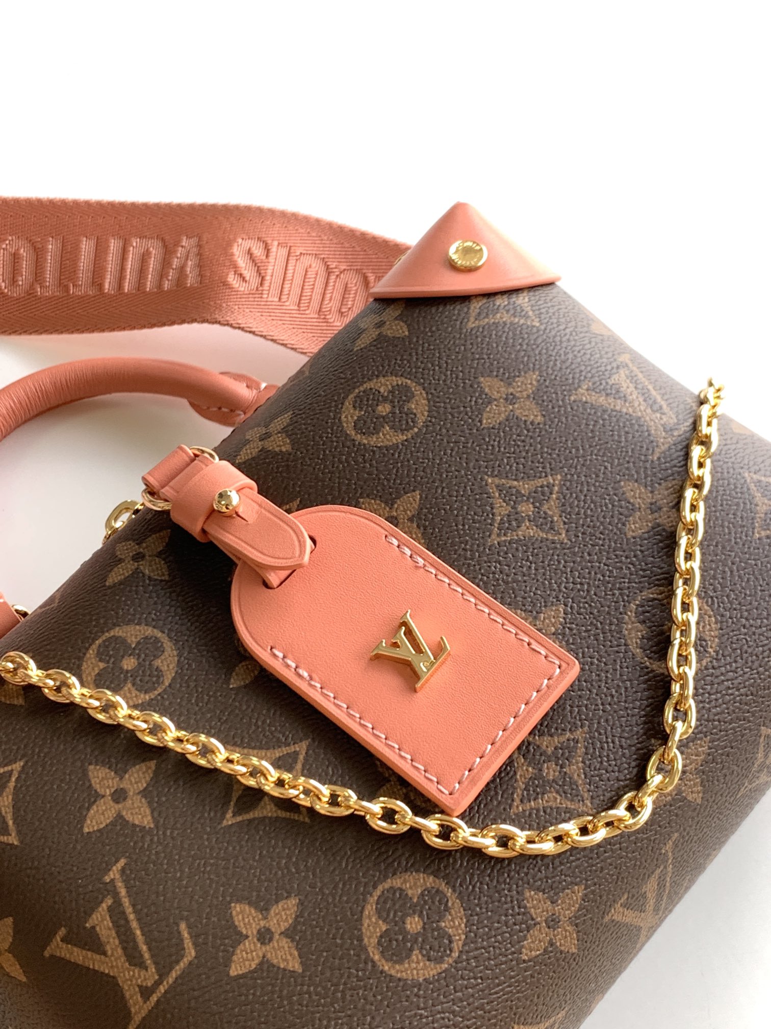 M45531 Petite Malle Souple Handbag by Louis Vuitton LV - Pink Monogram Canvas