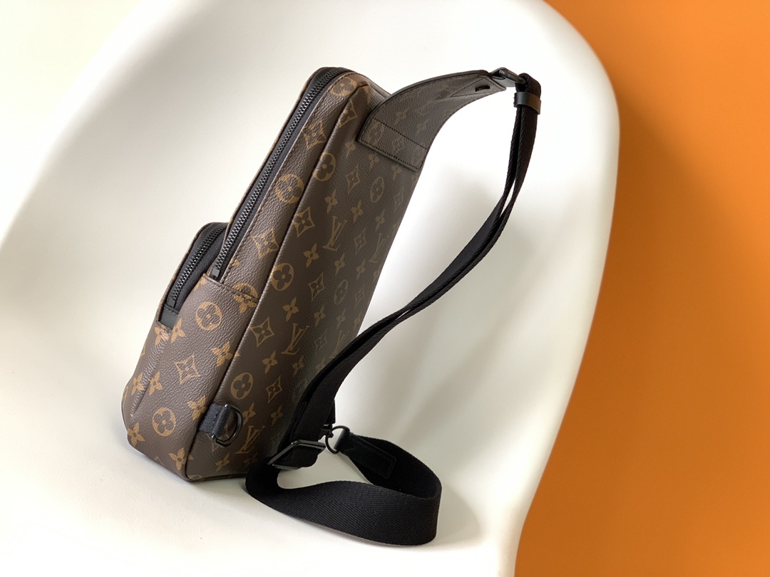 N41718 Avenue Shoulder Bag by Louis Vuitton LV - Monogram Canvas