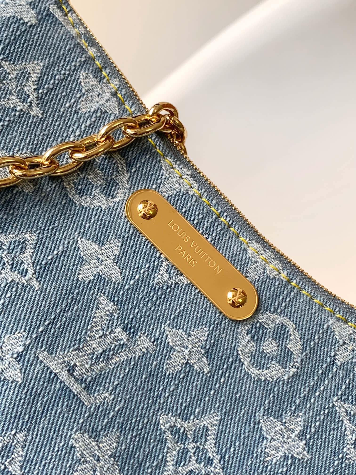 M83532 Liv Pochette by Louis Vuitton LV - Monogram Denim