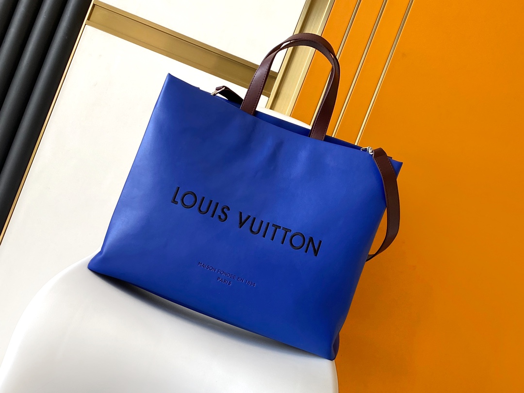 M24457 Medium Shopper Handbag by Louis Vuitton LV - Soft Leather