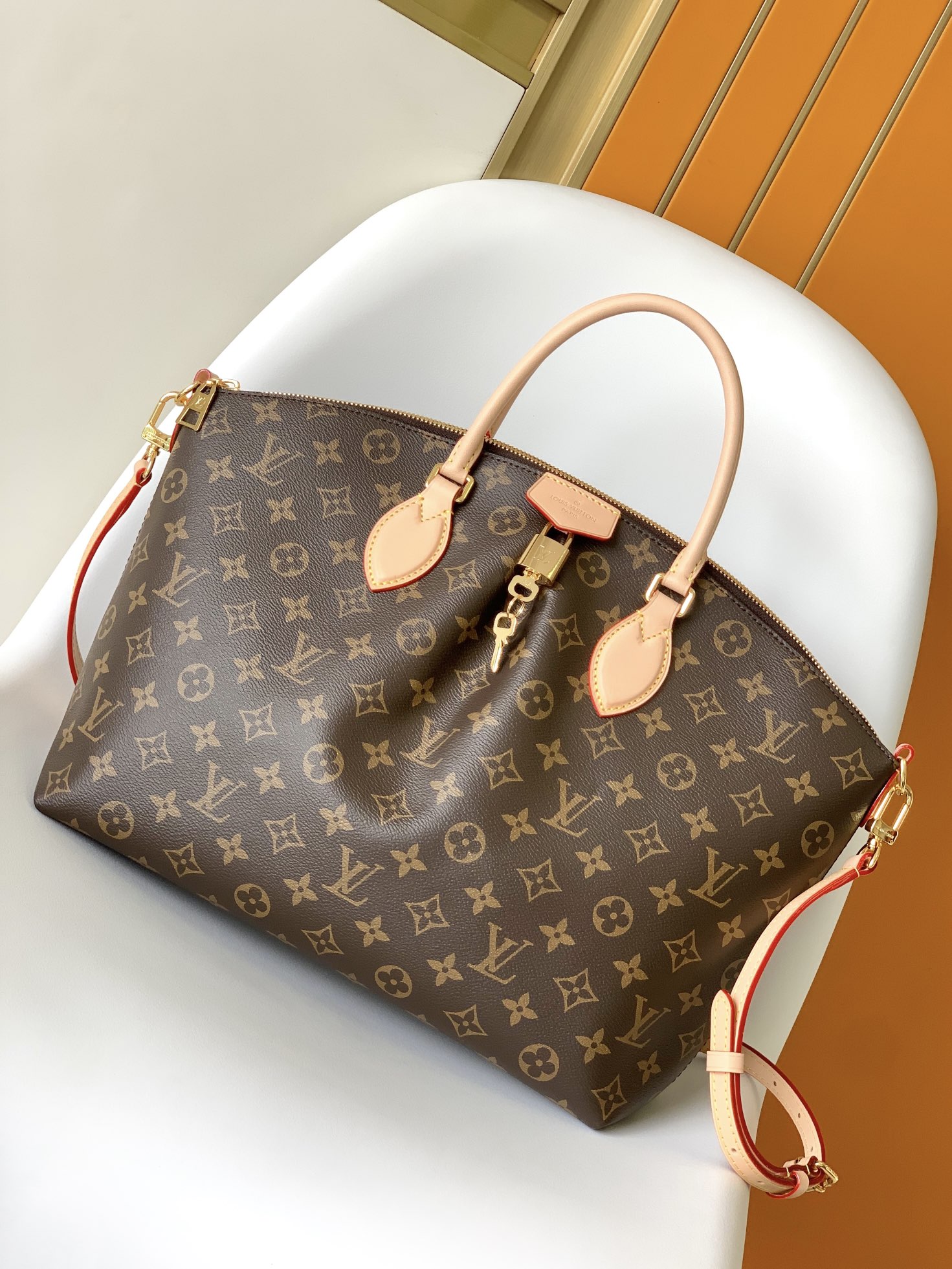 M45987 Bo??tie Medium Zipped Tote Bag by Louis Vuitton LV - Monogram Canvas