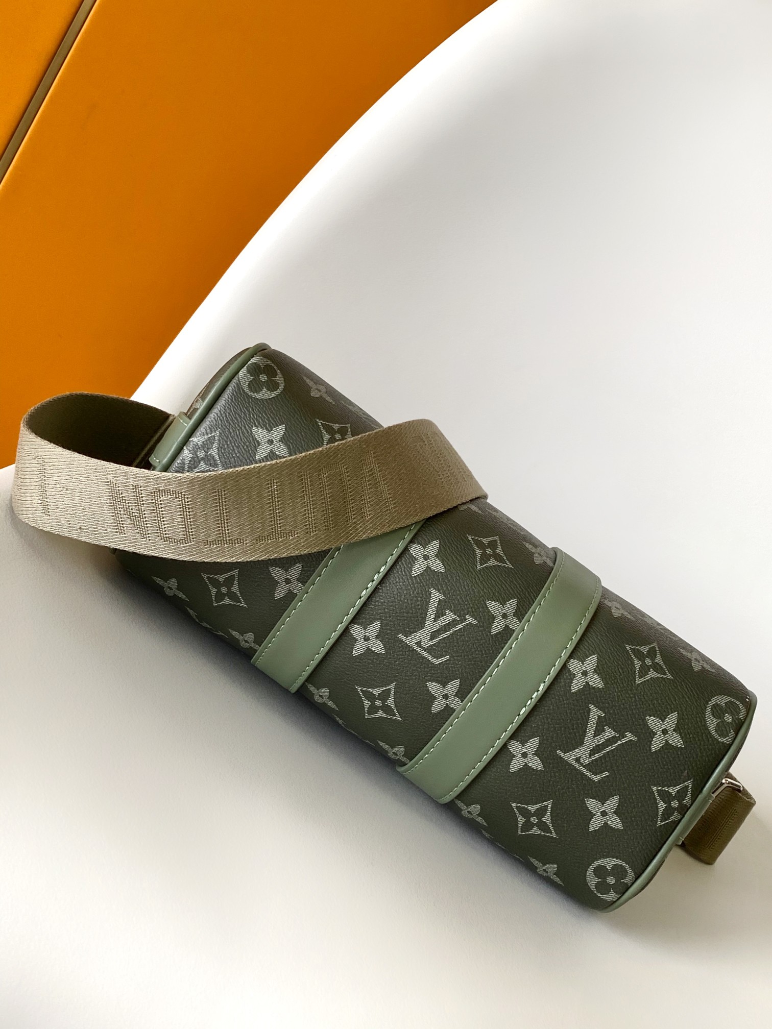 M46271 Keepall 25 Pillow Bag by Louis Vuitton LV - Monogram Eclipse Reverse