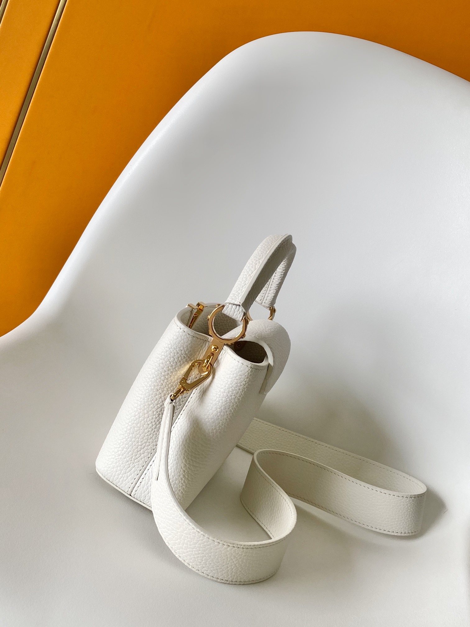 Capucines Mini Handbag by Louis Vuitton LV - White and Gray (M23456)