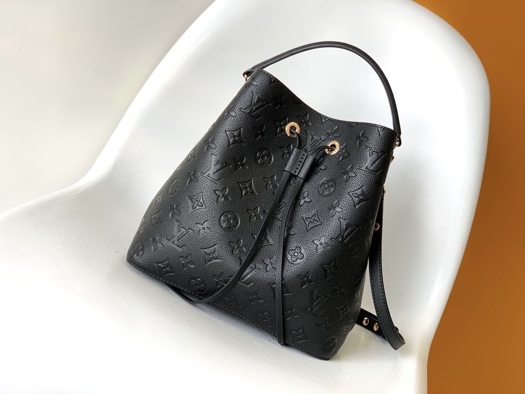 Louis Vuitton LV N??oNo?? Medium Bucket Bag - M45256 in Black