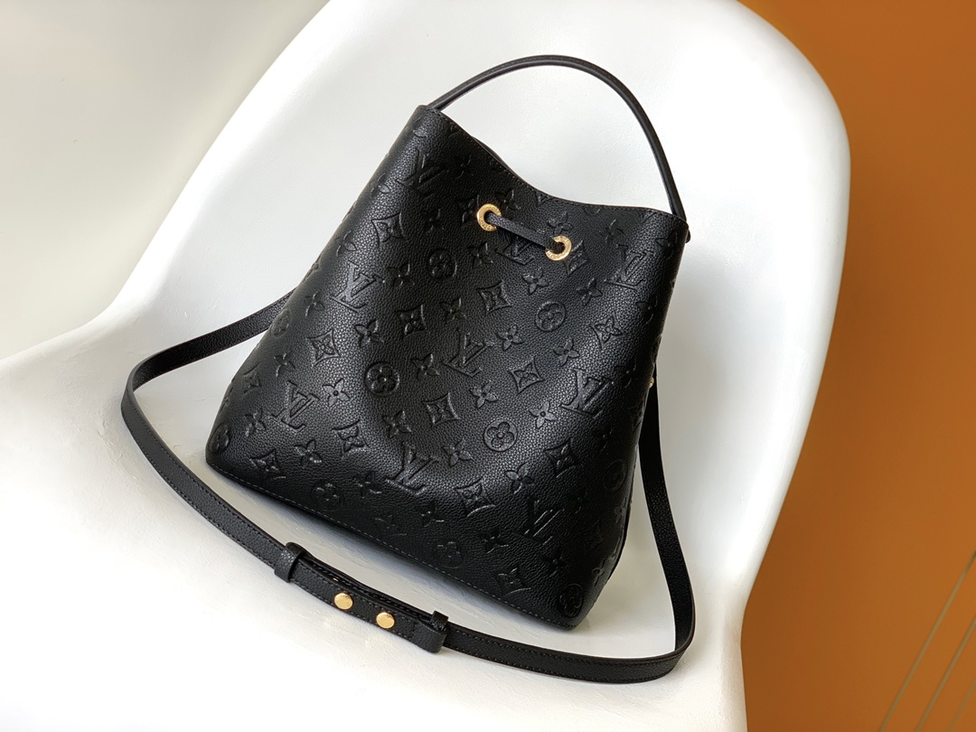 Louis Vuitton LV N??oNo?? Medium Bucket Bag - M45256 in Black