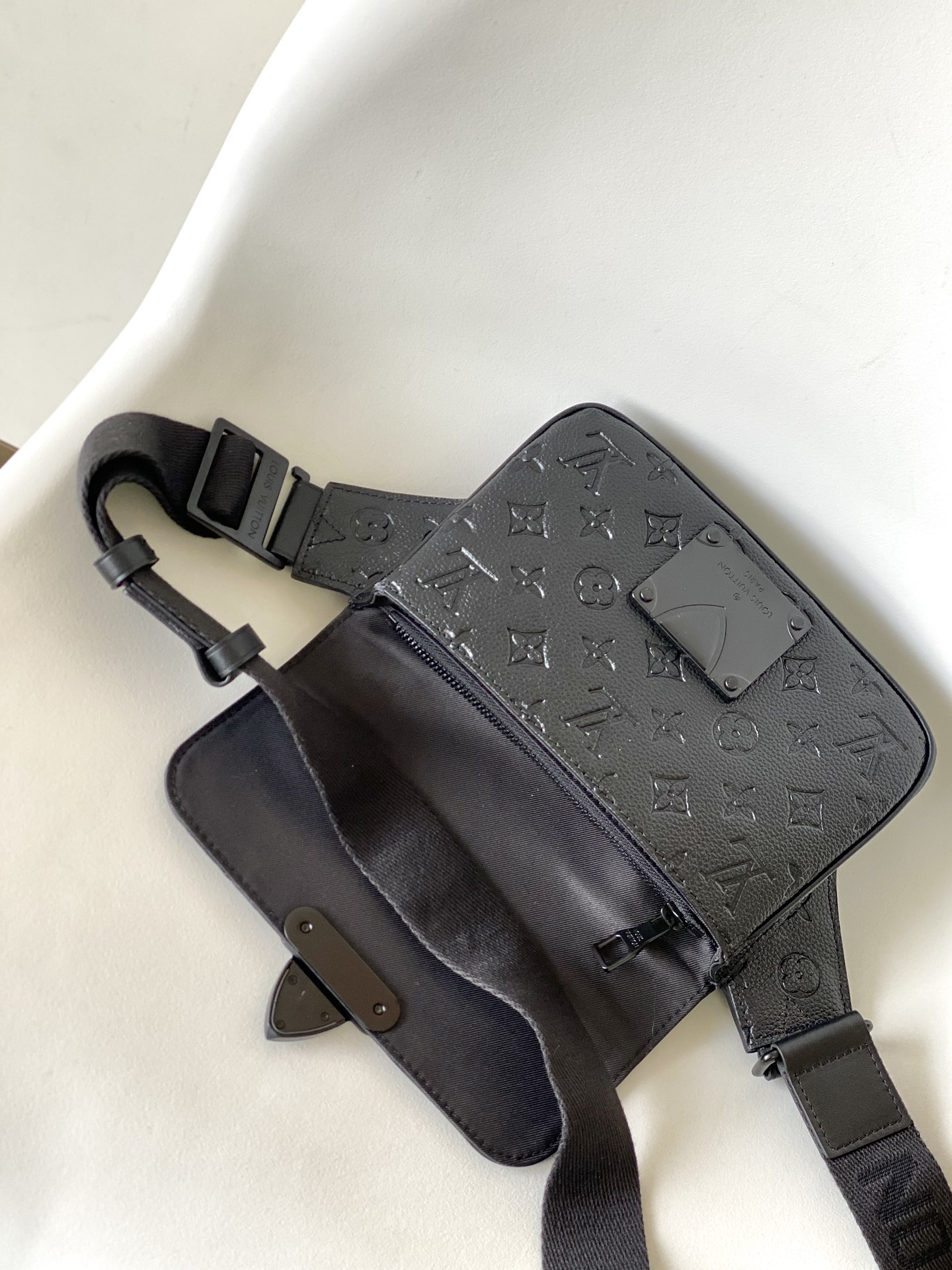 Louis Vuitton  LV S Lock Sling Bag - M58487 Black Monogram Taurillon Leather