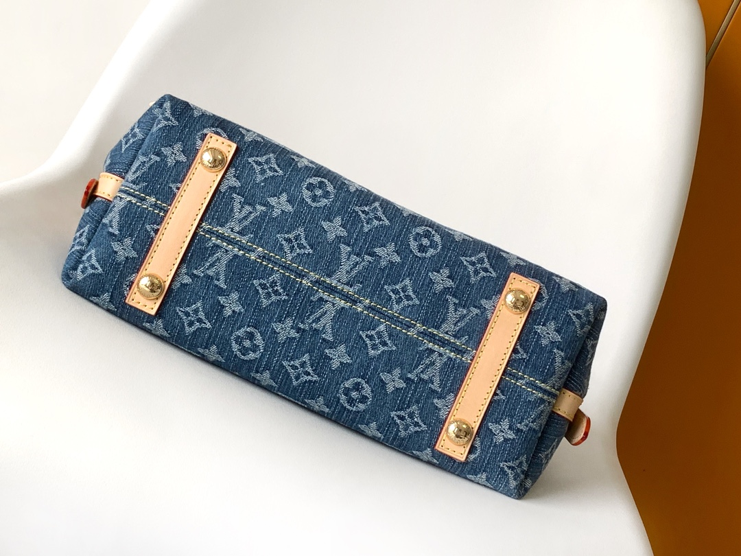 Louis Vuitton  LV CarryAll Small Handbag - M46854 Blue Denim