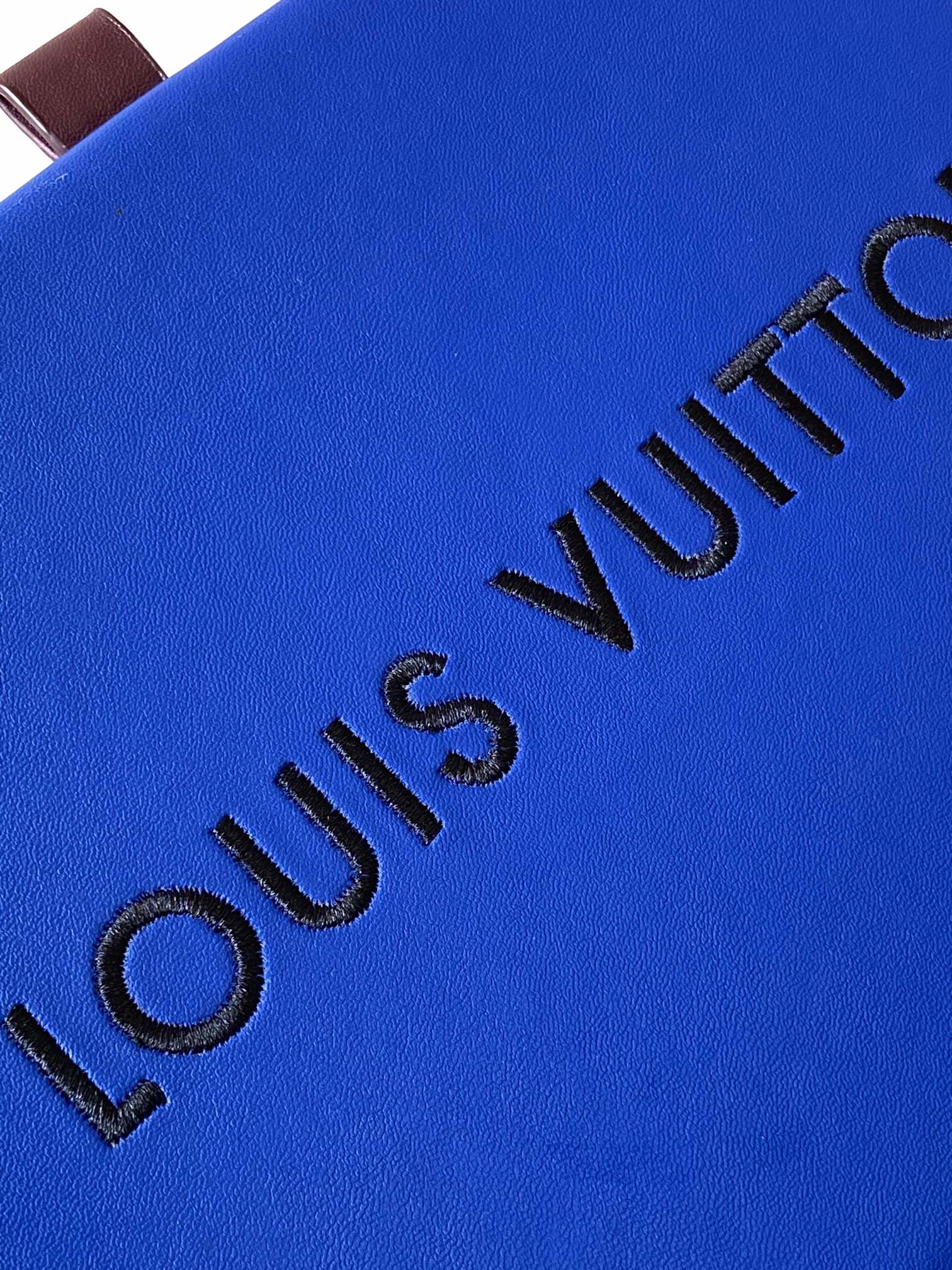 Louis Vuitton  LV Shopper Medium Handbag - M24455 Blue