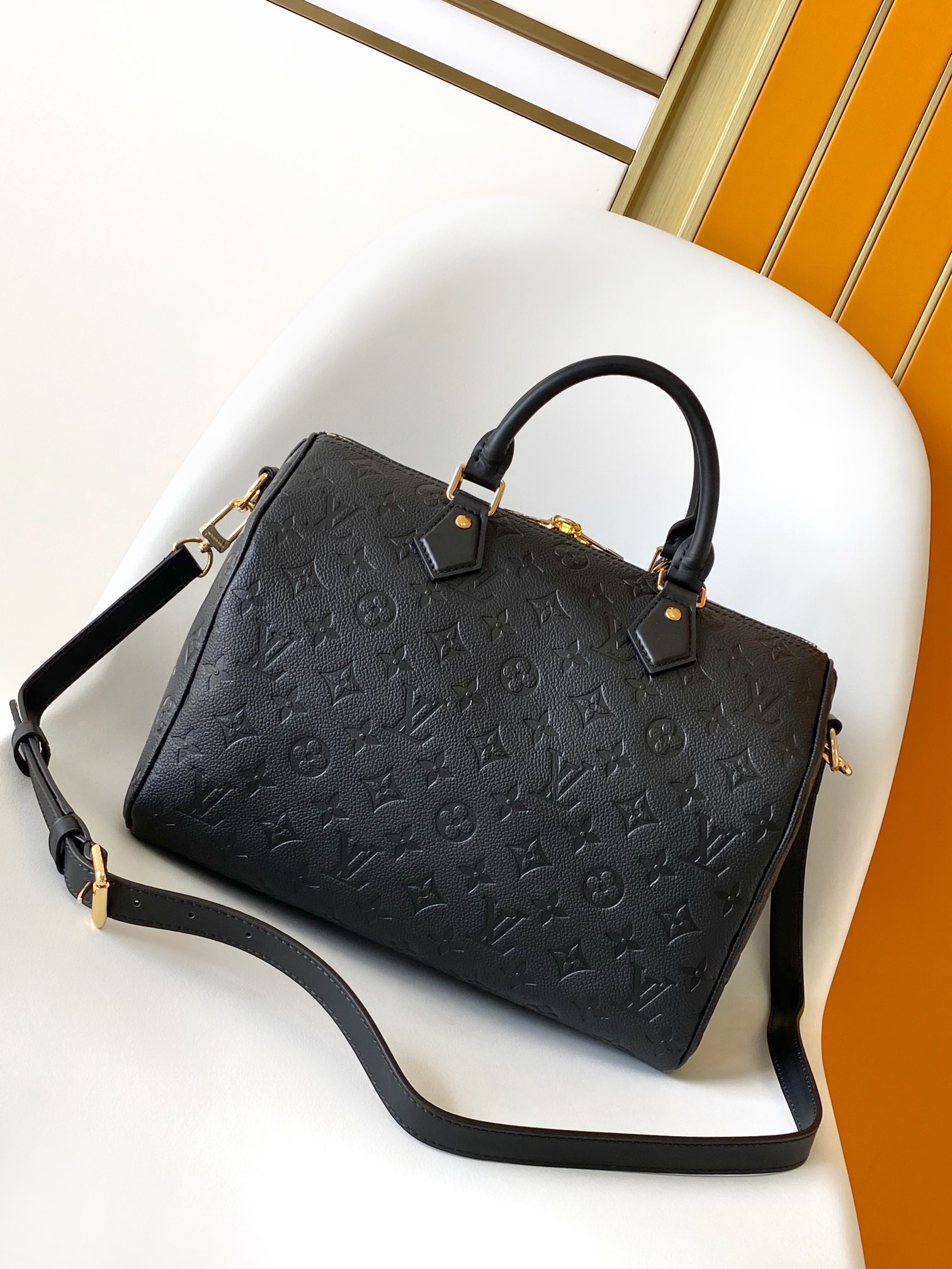 Louis Vuitton  LV Speedy Soft 30 Handbag - M47186 Black (Embossed)