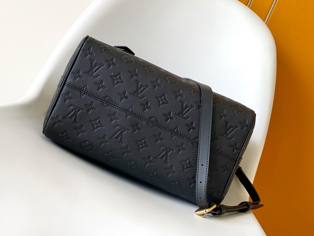 Louis Vuitton  LV Speedy Soft 30 Handbag - M47186 Black (Embossed)