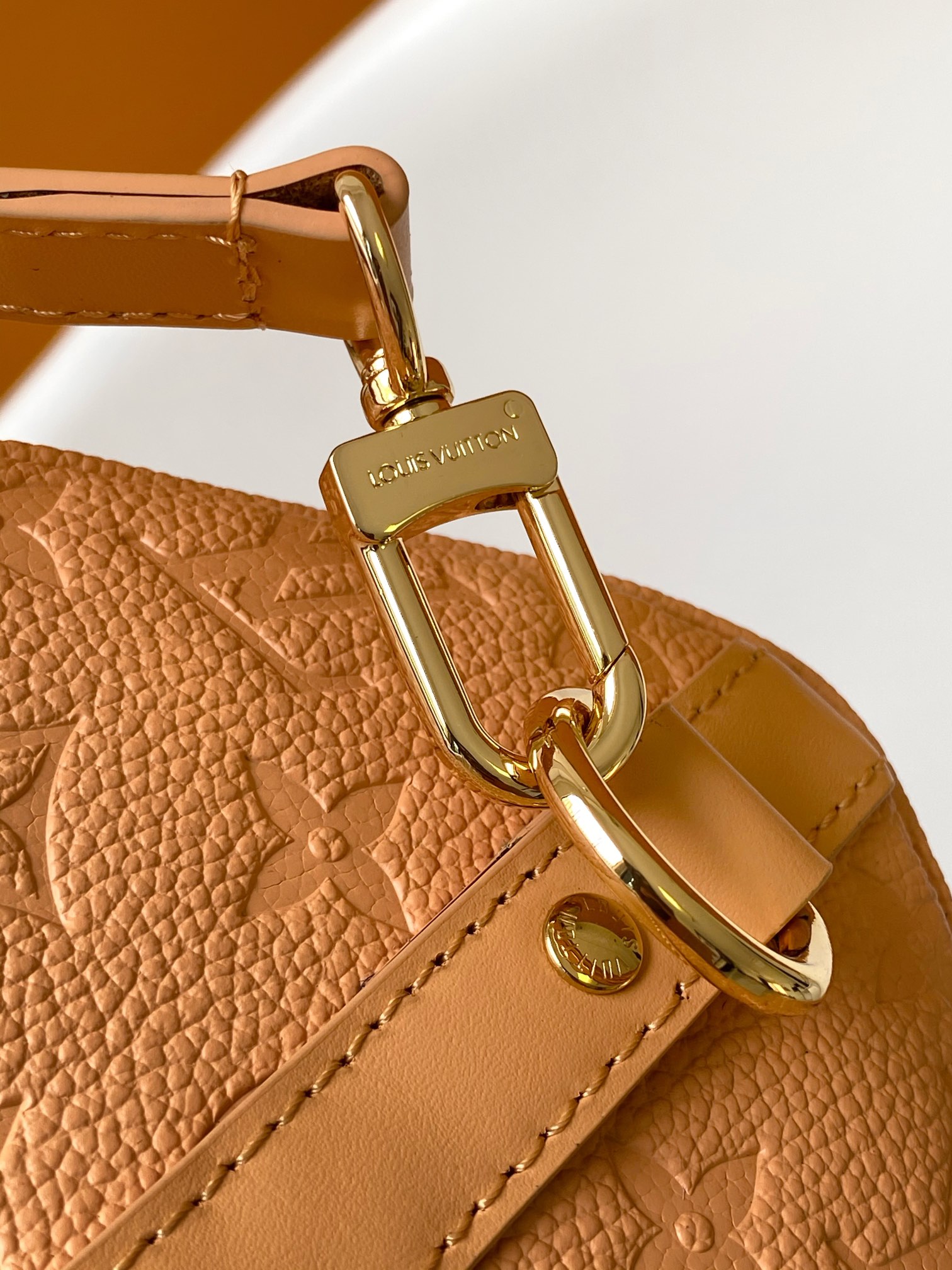 Louis Vuitton  LV Speedy Soft 30 Handbag - M11323 Light Brown (Embossed)