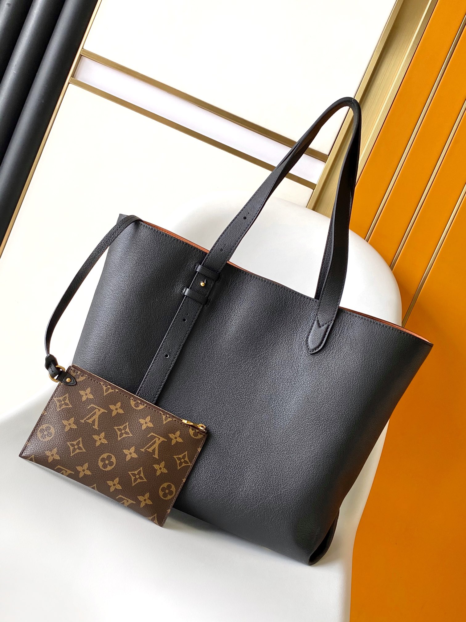 Louis Vuitton  LV Low Key Cabas Medium Bag - M25341 Black