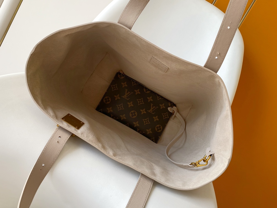  Louis Vuitton LV  Low Key Cabas Medium Bag - M25343 Cream