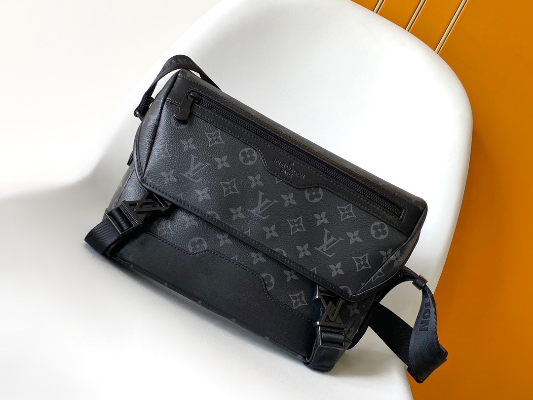 Louis Vuitton LV Voyager PM Messenger Bag - M25121 Black Flower