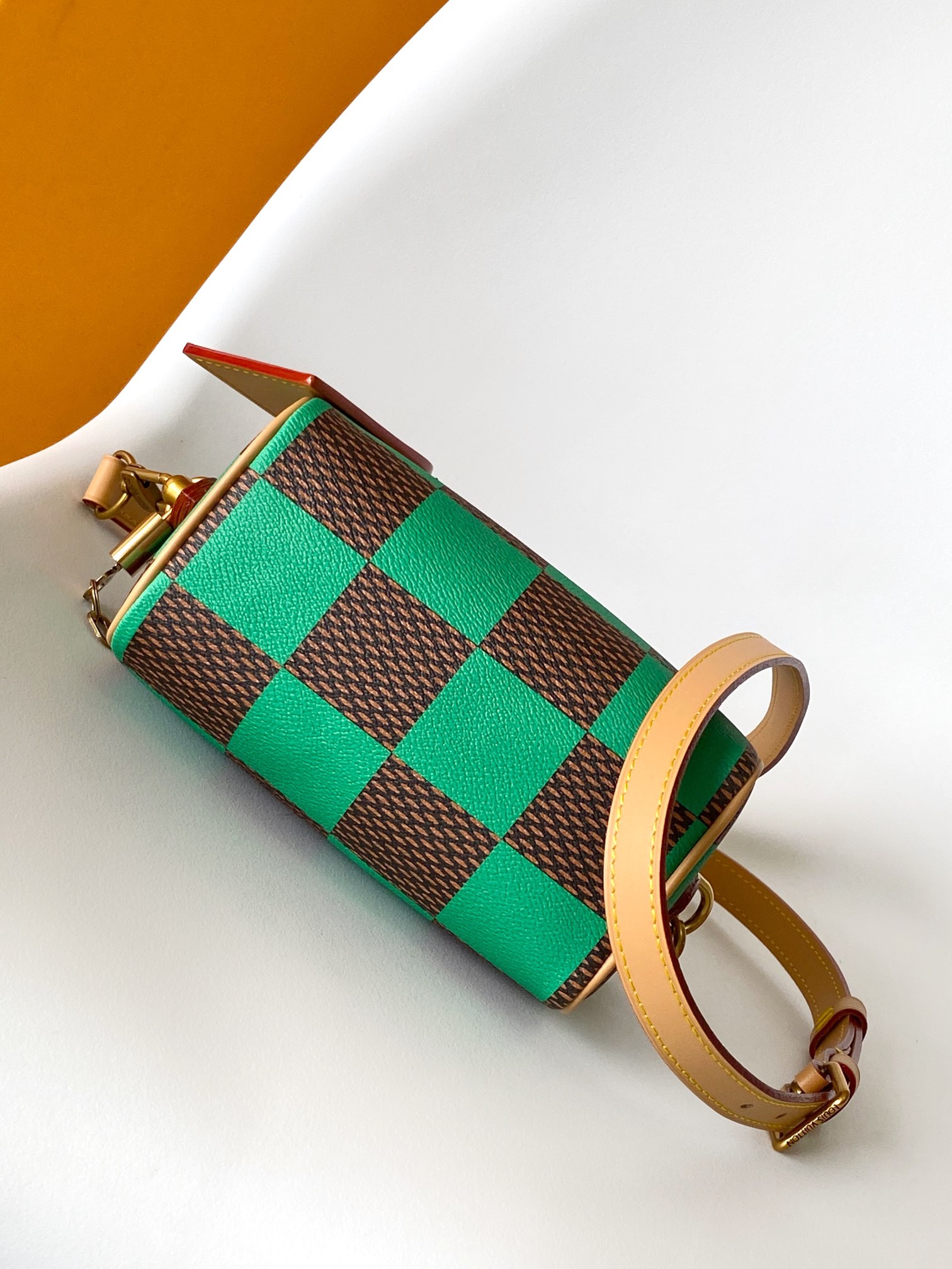 Louis Vuitton LV N40534 Speedy 18 Bandouli??re Handbag in Green Damier Pop Canvas