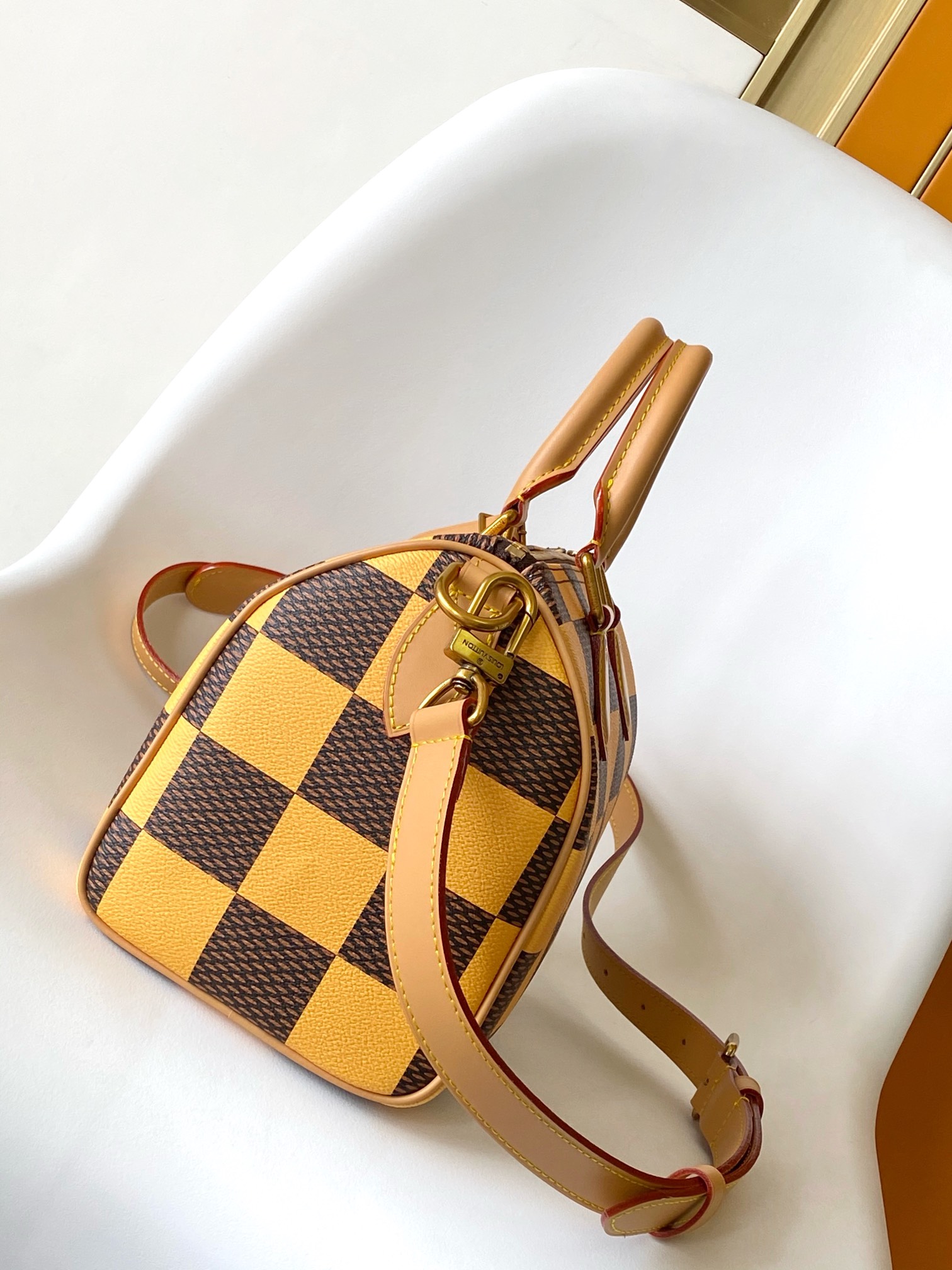 Louis Vuitton LV N40584 Speedy 18 Bandouli??re Handbag in Yellow Damier Pop Canvas