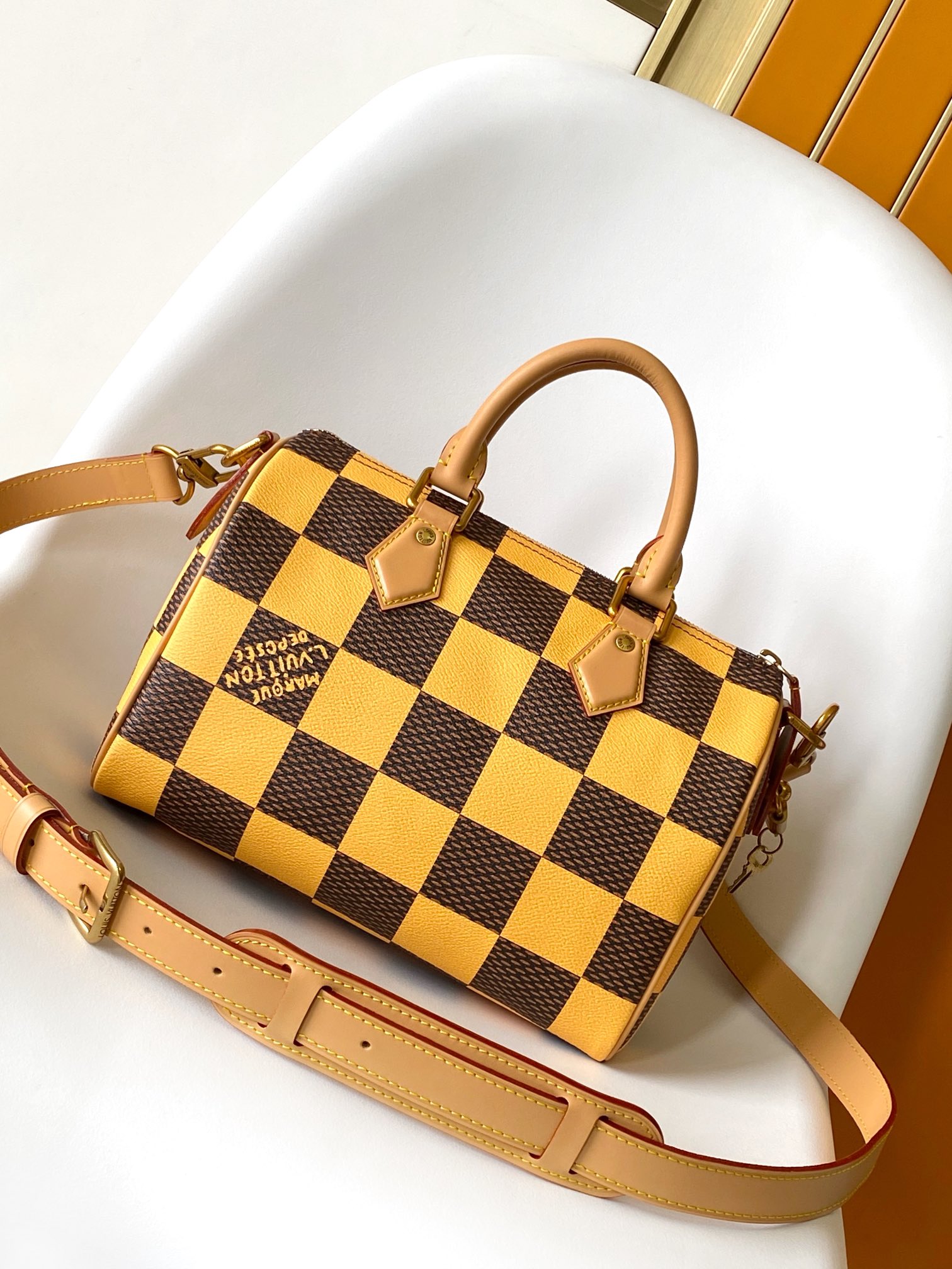 Louis Vuitton LV N40584 Speedy 18 Bandouli??re Handbag in Yellow Damier Pop Canvas