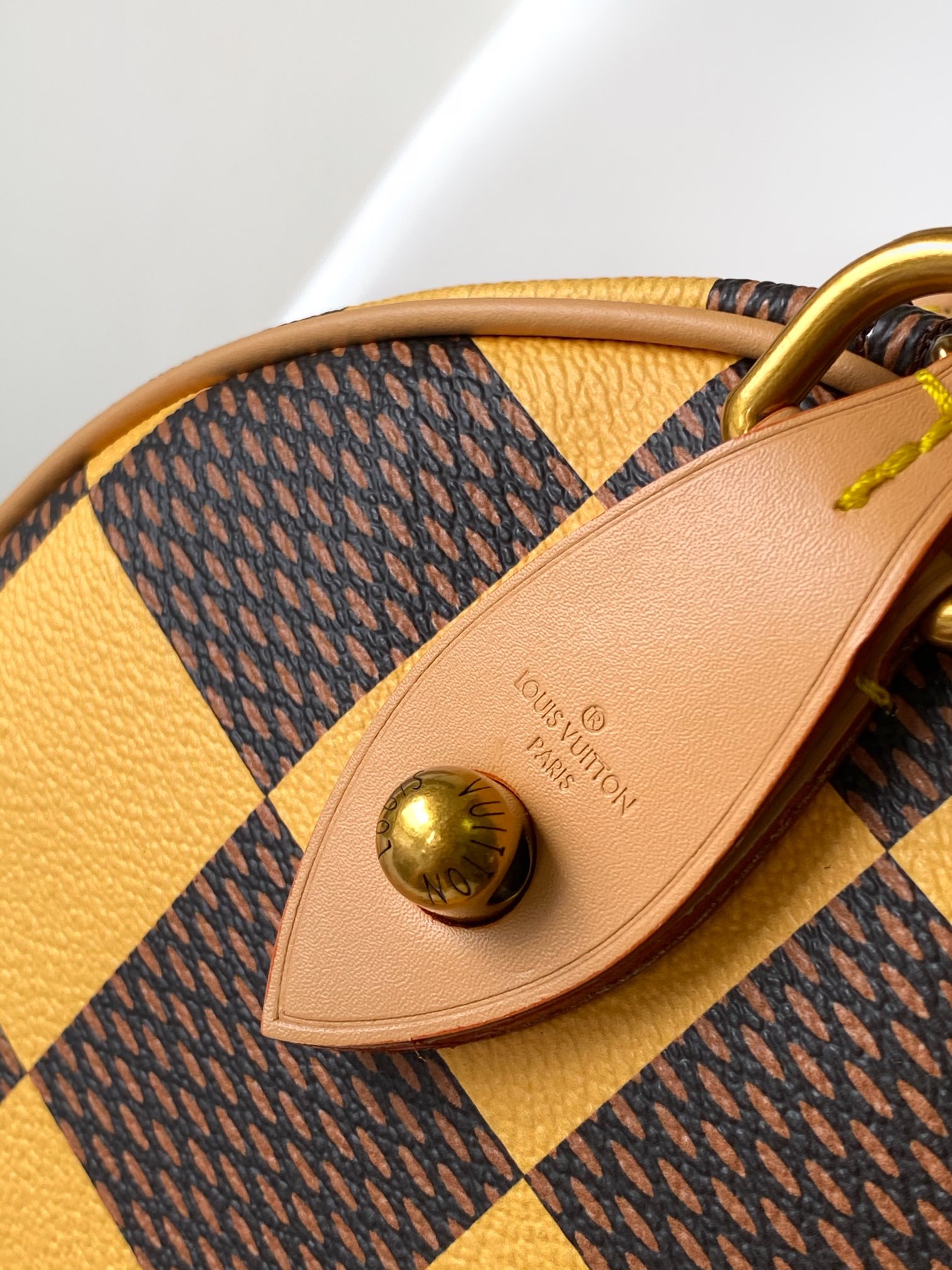 Louis Vuitton LV N40584 Speedy 18 Bandouli??re Handbag in Yellow Damier Pop Canvas