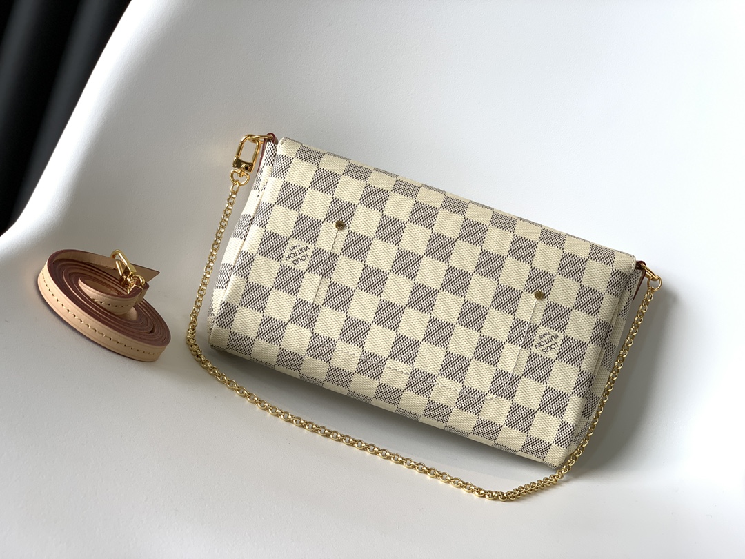 Louis Vuitton LV  Favorite MM Handbag - N41275 White Checkered