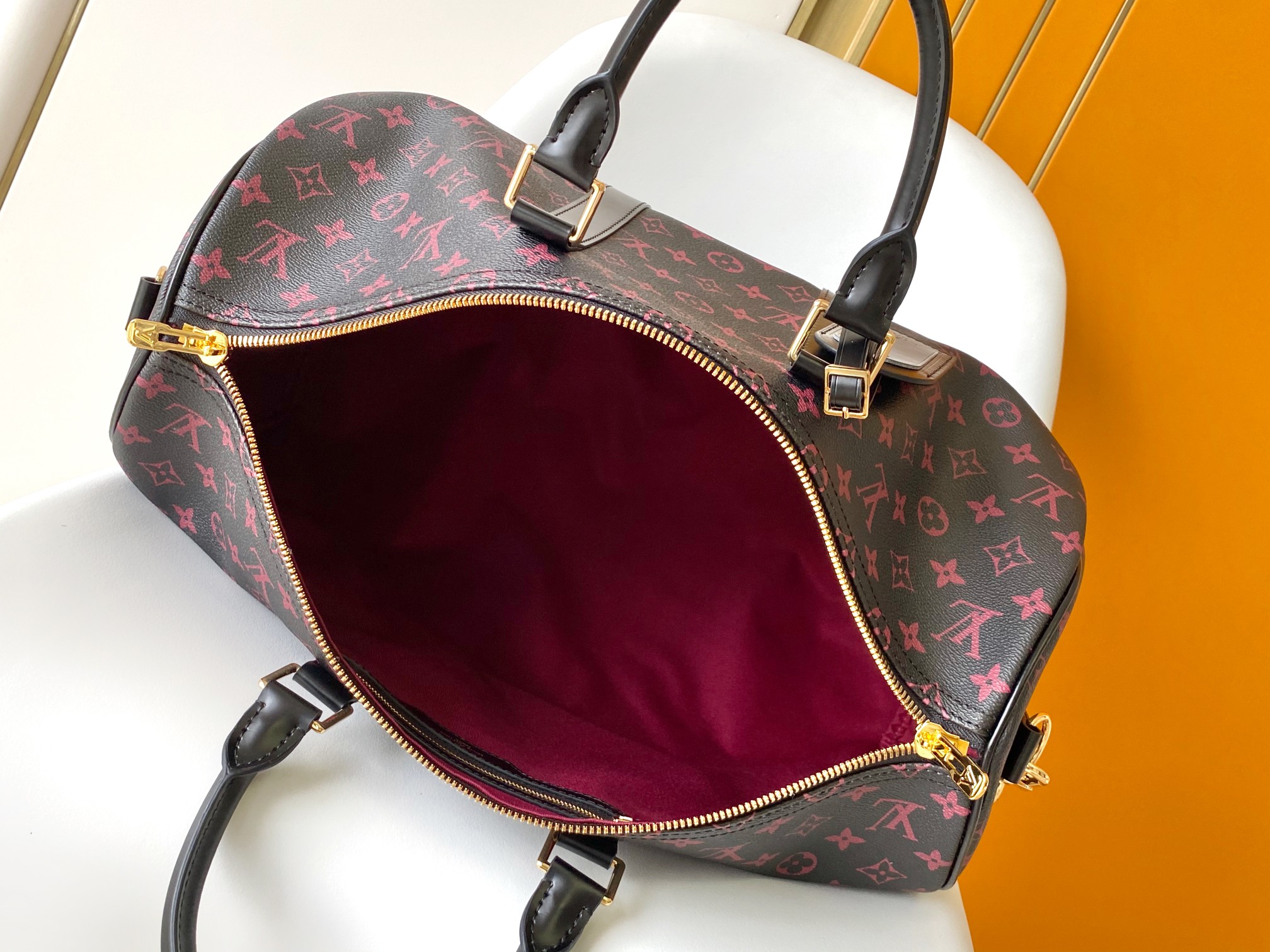 Louis Vuitton LV M12441 Keepall 45 Handbag in Monogram Tomette