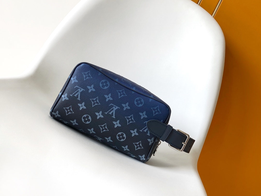 Louis Vuitton LV M11559 Gradient Blue Locker Dopp Kit