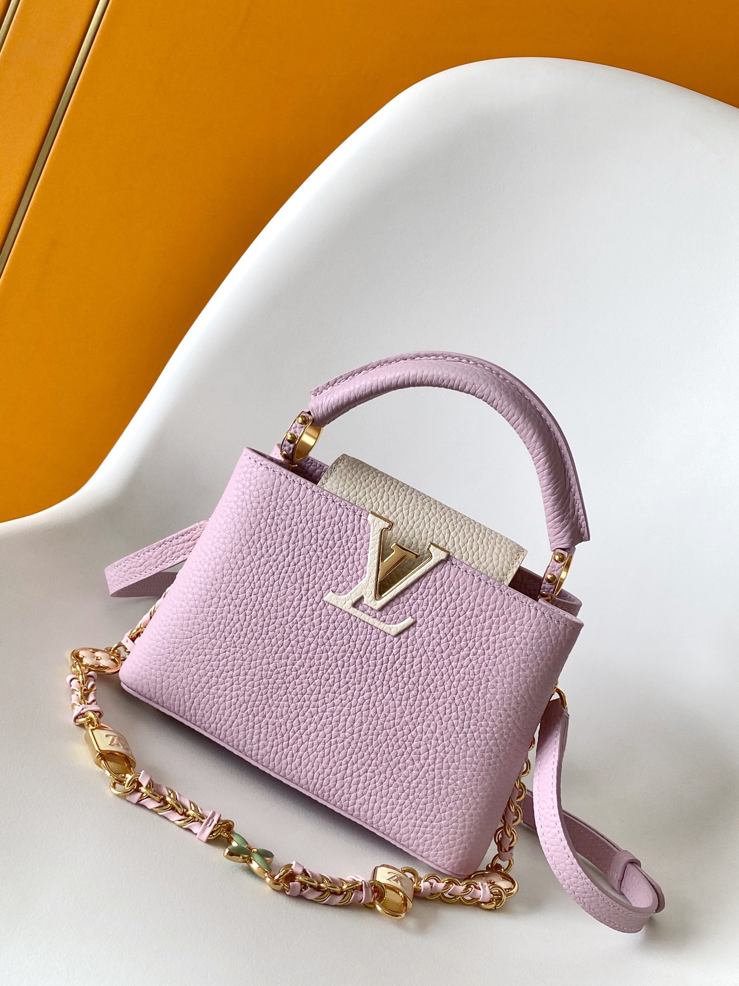 Louis Vuitton LV Capucines Mini Bag M23951 in Pink